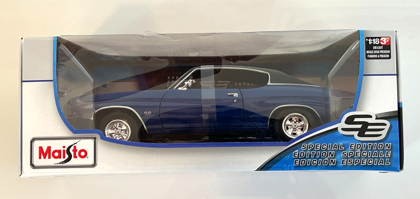 Maisto 1971 Chevy Chevelle SS 454 Sport Coupe BLUE Special Edition 1:18 Scale