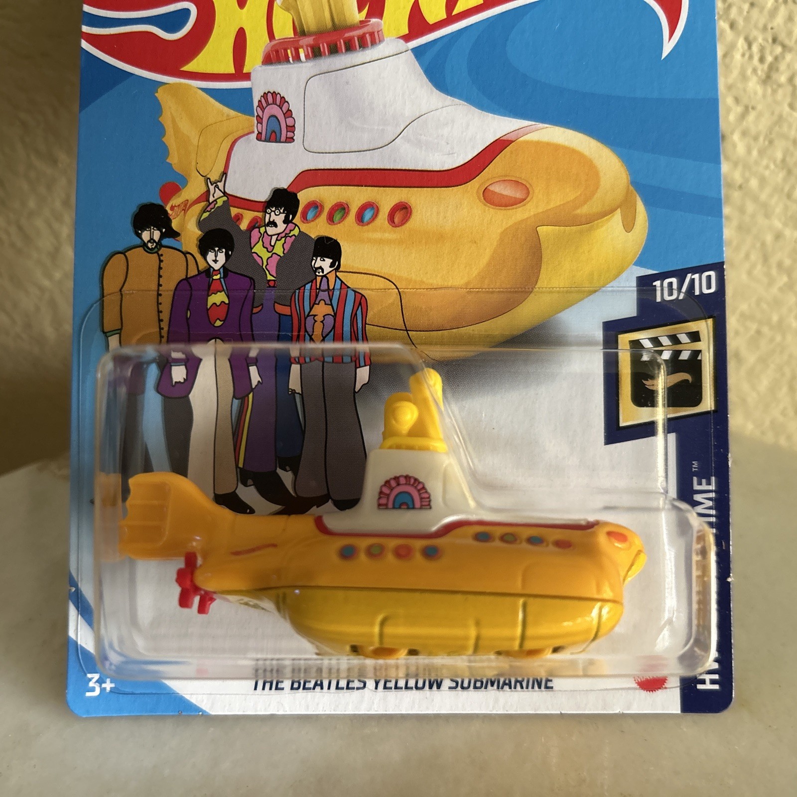 2018 Hot Wheels Treasure Hunt~THE BEATLES YELLOW SUBMARINE~226/250 Hard To Find