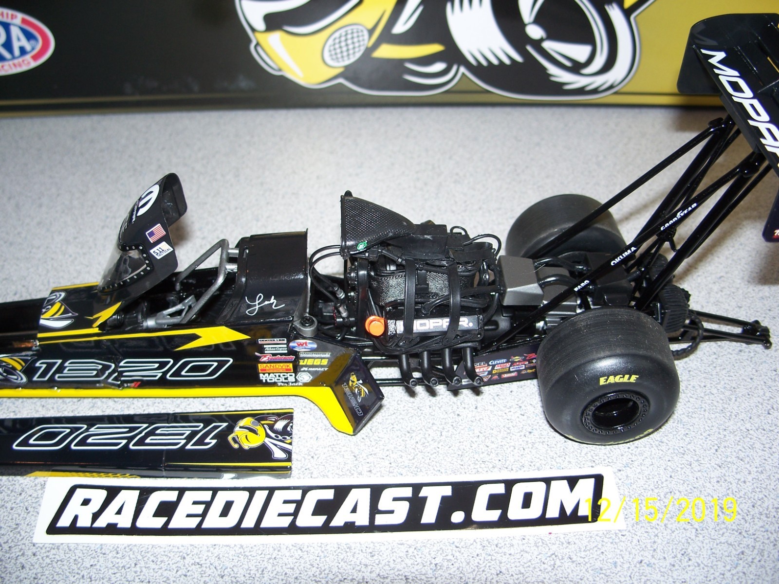 LEAH PRITCHETT 1/24 “ANGRY BEE 1320” 2019 TOP FUEL DRAGSTER AUTO WORLD