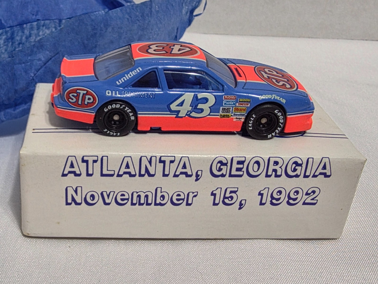 RICHARD PETTY #43 STP ATLANTA GEORGIA REVELL LAST RACE STOCK CAR 1:64 1992