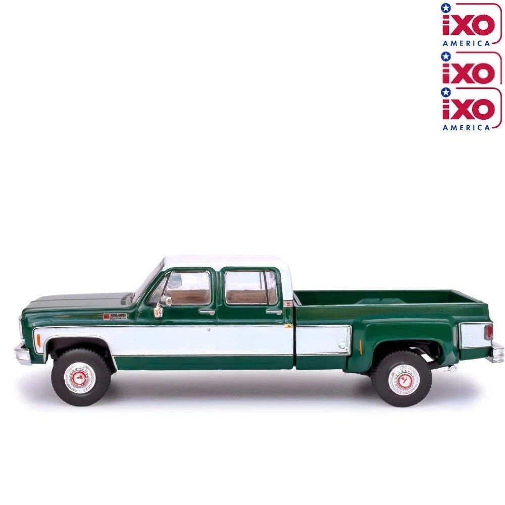 2026 IXO America 1:64 Glenwood Green 1973 GMC GRANDE SIERRA 3500 CREW CAB Pickup