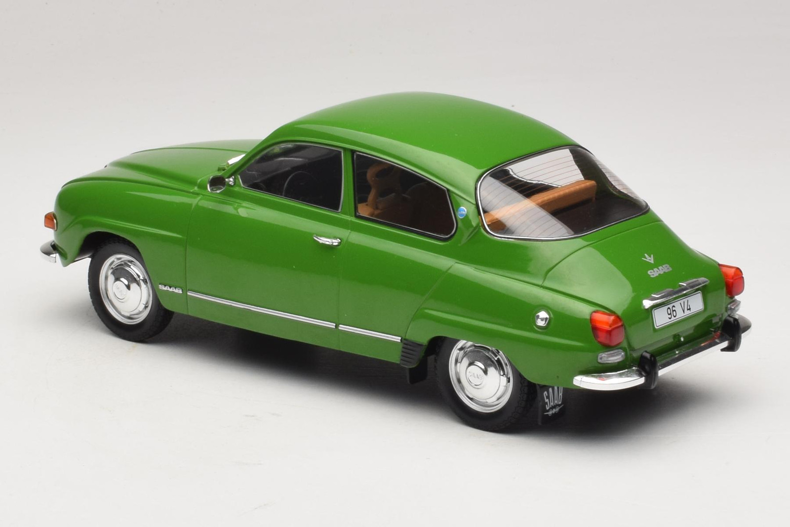 Saab 96 V4 Green 1:18 MCG | MCG18655