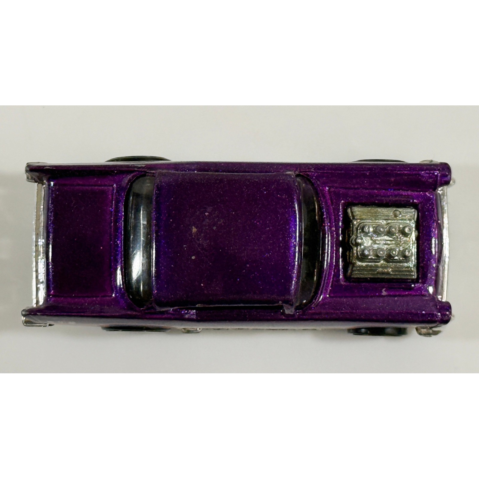 Hot Wheels 57 Chevy 1:64 Purple Metallic Exposed Engine Diecast Toy Car 1976