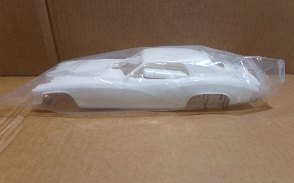Mickey Tohmpson Marines Grand Am Revell 1/16 Scale Model Car F/C BODY w/Glass!