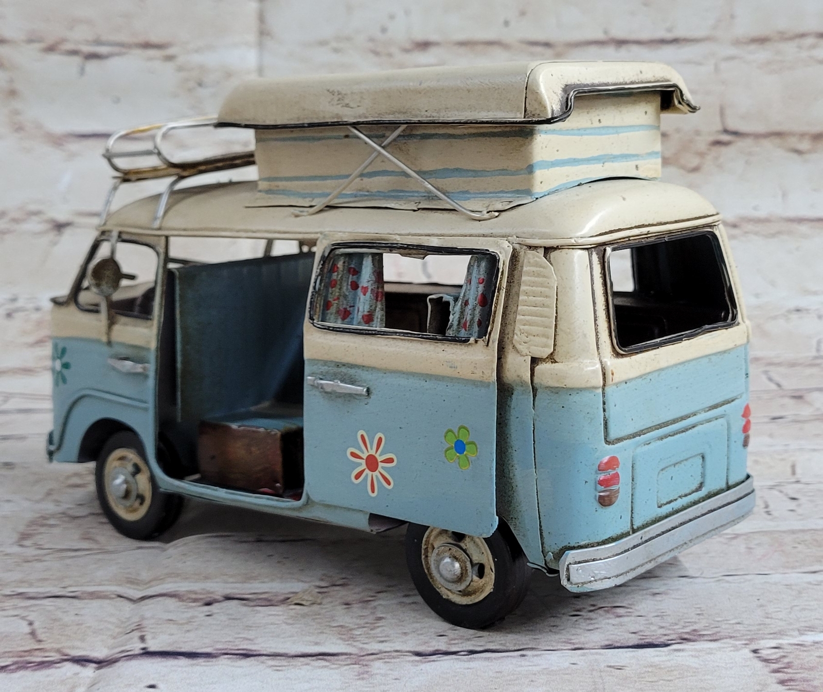 Handy Metal Cars Model Hand Craft Diecast Metal Model Car 1964 VW Artwork Decor