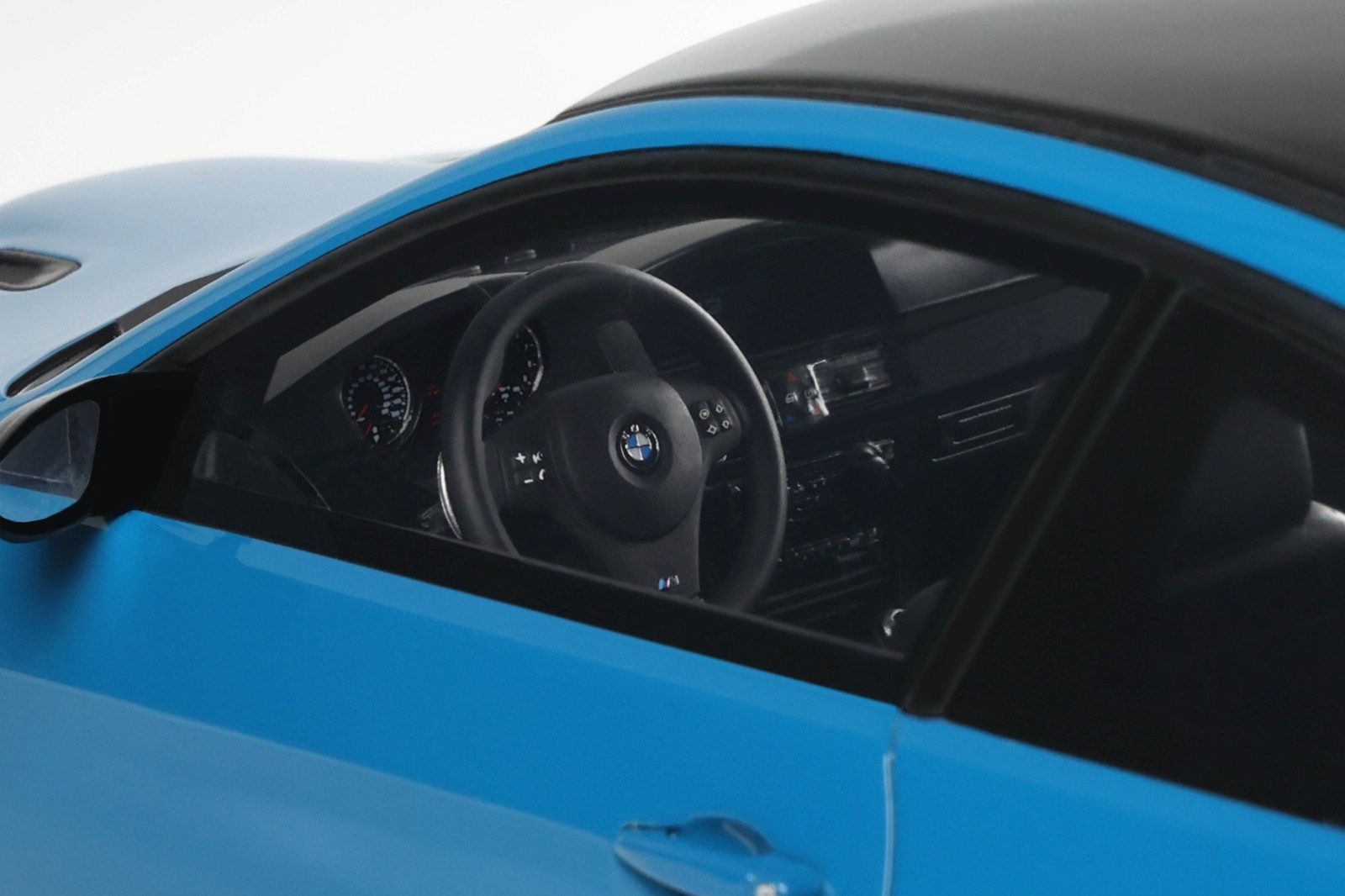 2007 BMW M3 E92 BLUE 1/18 MODEL CAR BY GT SPIRIT GT941