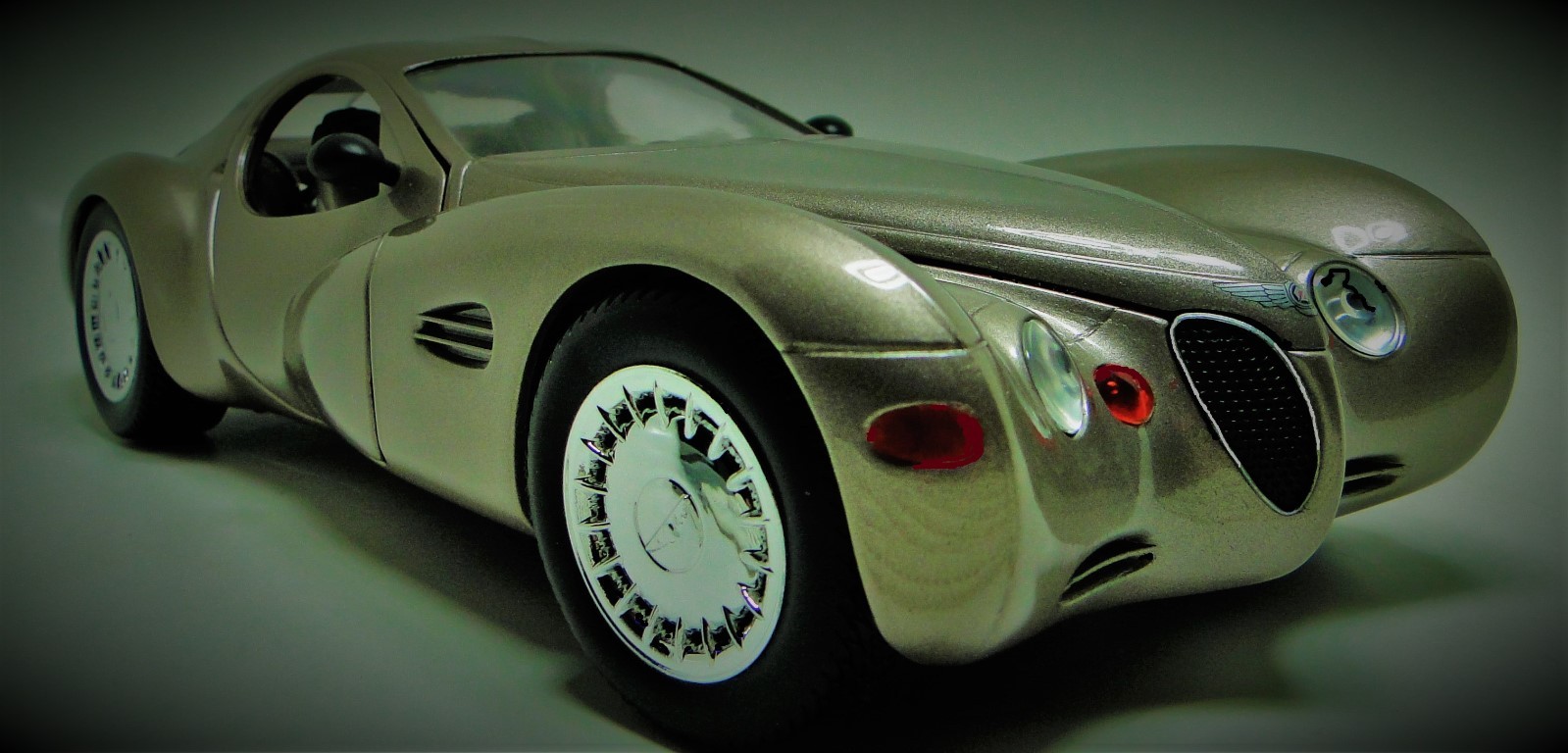 Hot Rod Race Car 12Racing24RacerClassic Custom1:18Concept Carousel Pewter