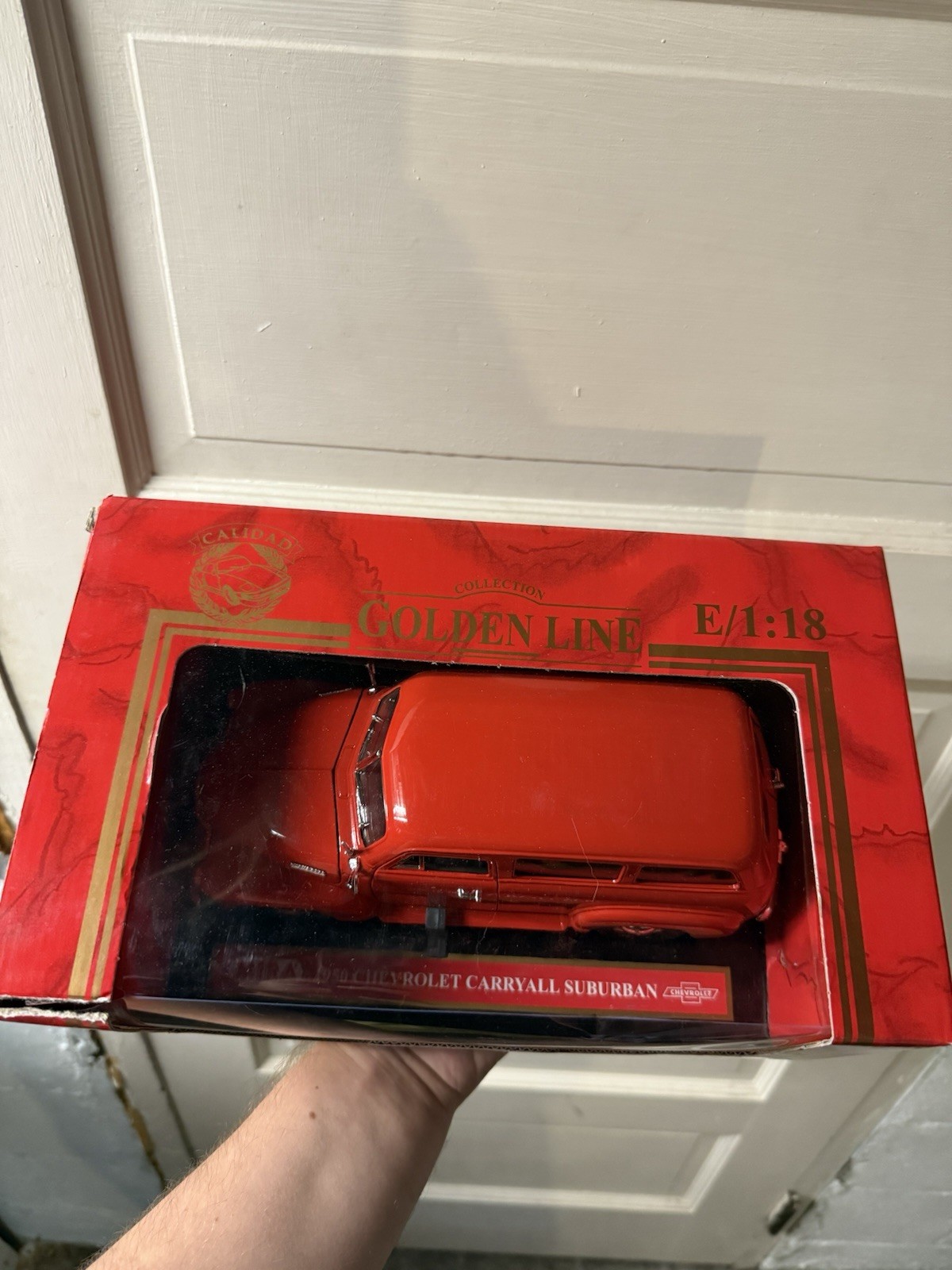 1950 Chevrolet Carryall suburban 1:18 mira golden line collection NEW