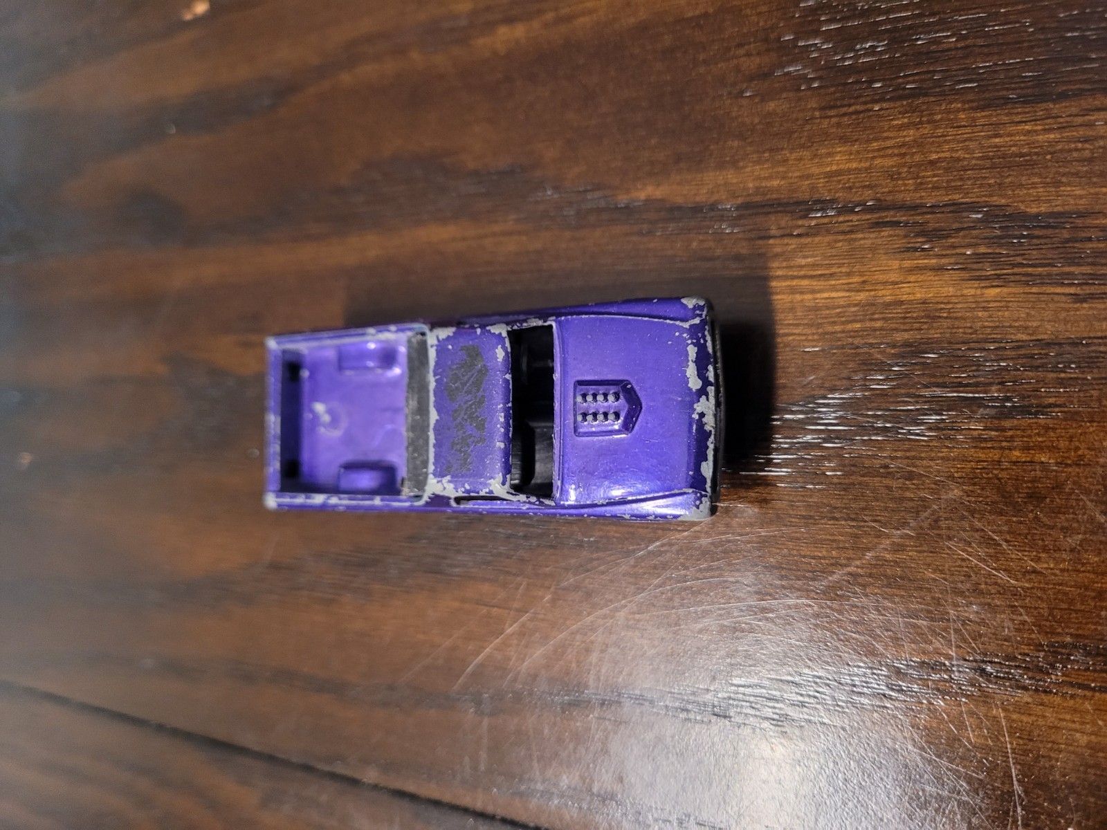 Hot Wheels Redlines 1968 Custom Fleetside Purple Hong Kong