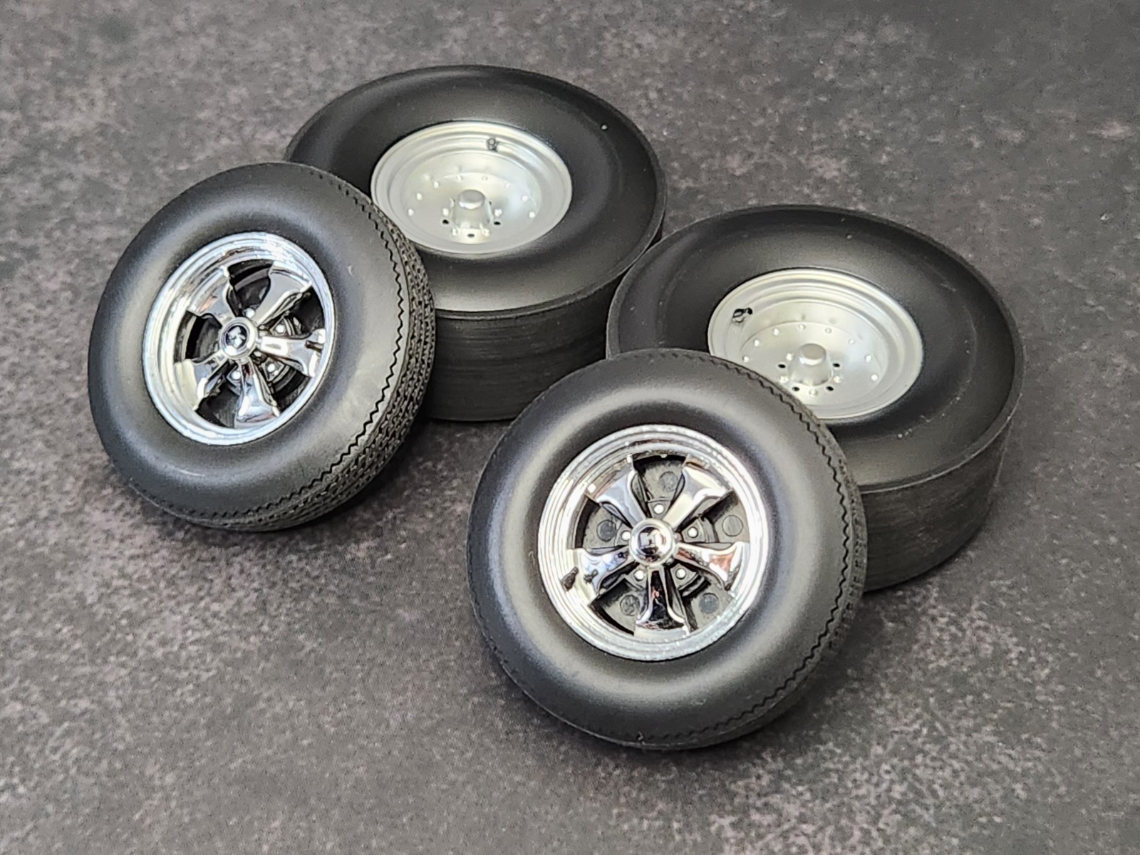 1/18 ACME Keystone Drag Wheel & Tire Set-A1806139W