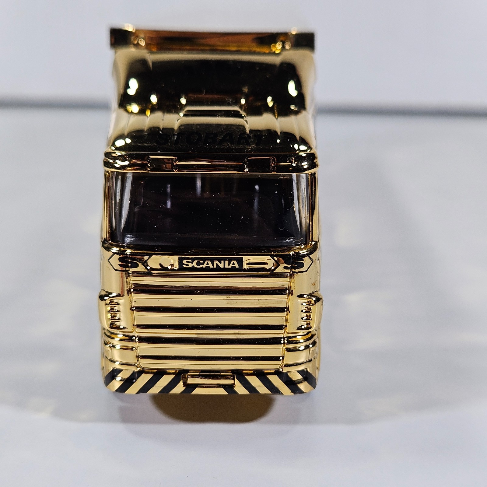 Corgi 1:64 Scale Eddie Stobart Story Gold Plated Scania Truck CC86610 Box Model.