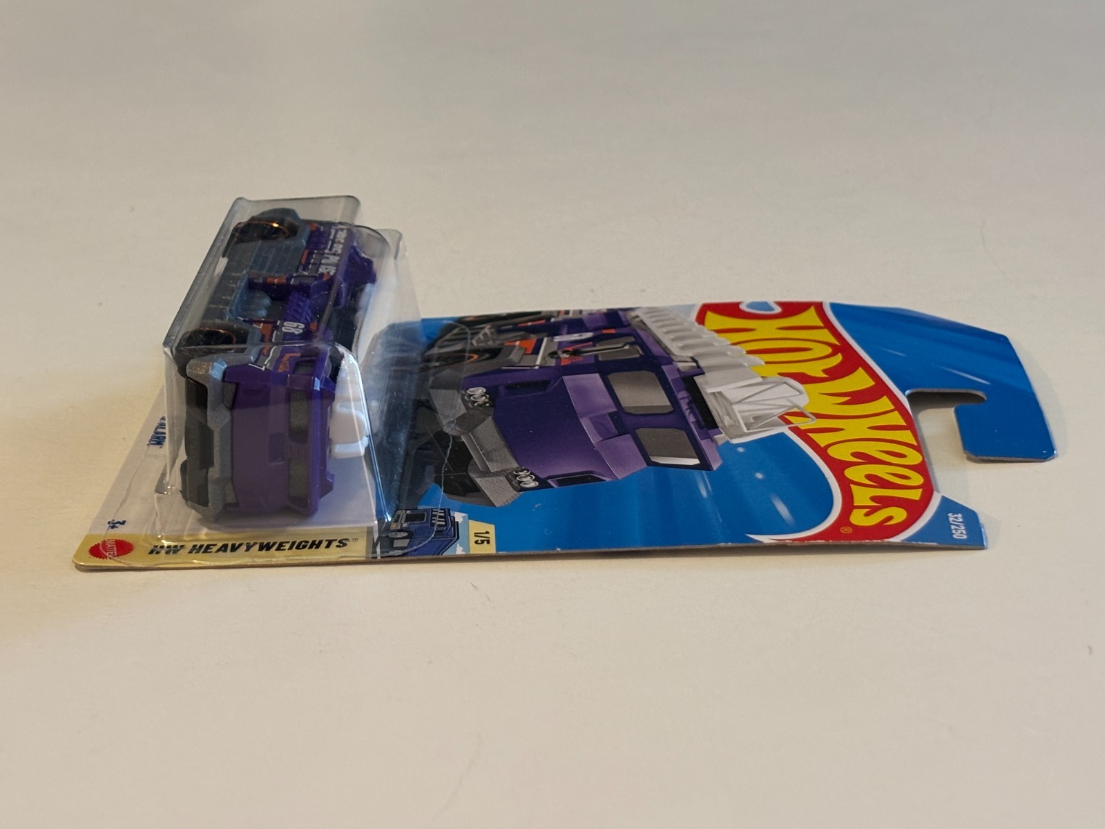 Hot Wheels 5 Alarm HW Heavyweights Firetruck 2026 Item # JJJ03