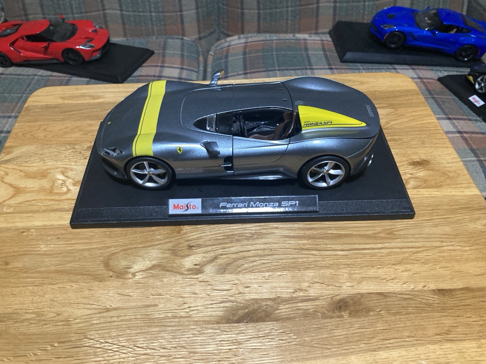 4 Collectible Model Race Cars With Stand Openable Doors !!! 🏎️ 🔥