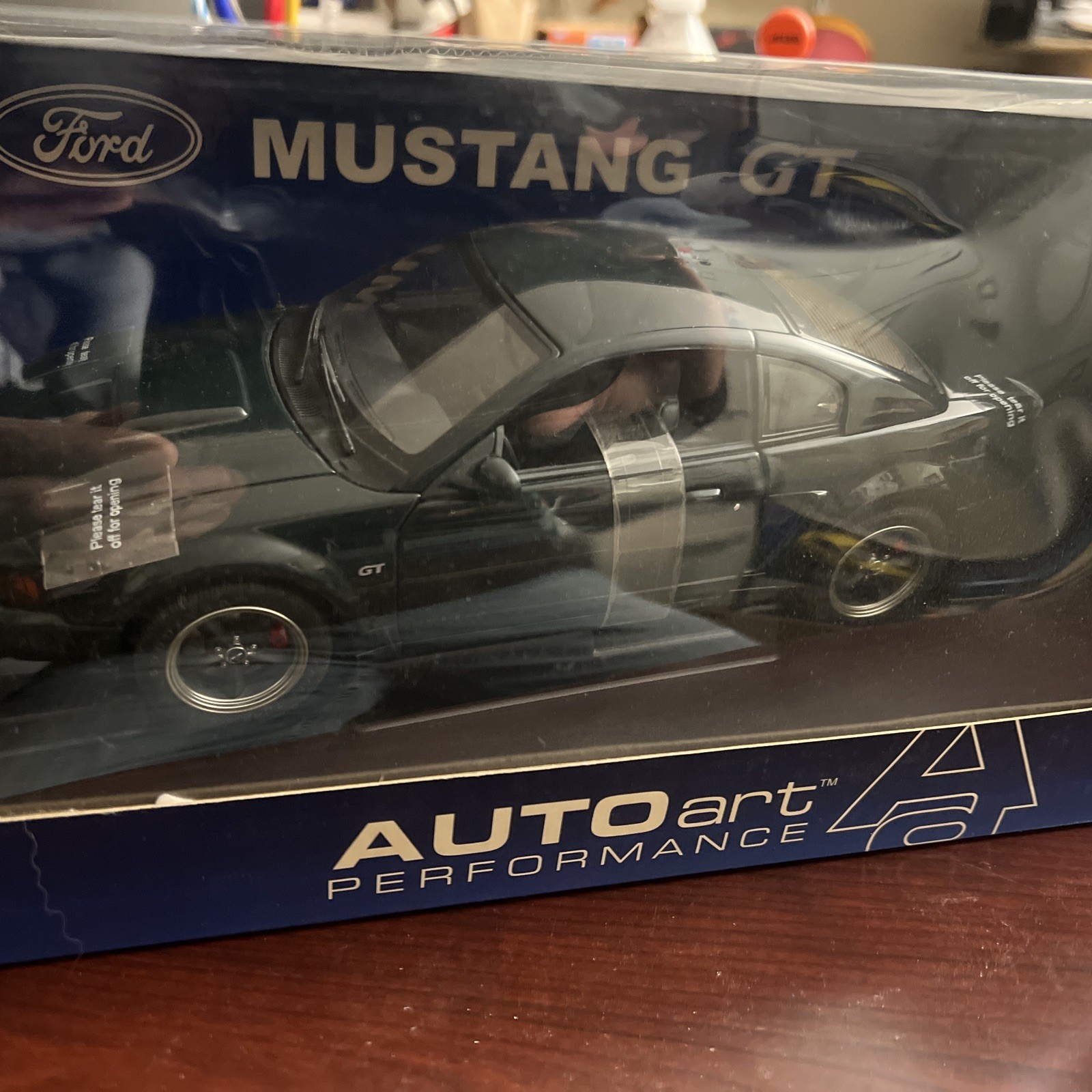 1/18 SCALE AUTOART FORD MUSTANG GT BULLIT 2001 HIGHLAND GREEN 72851