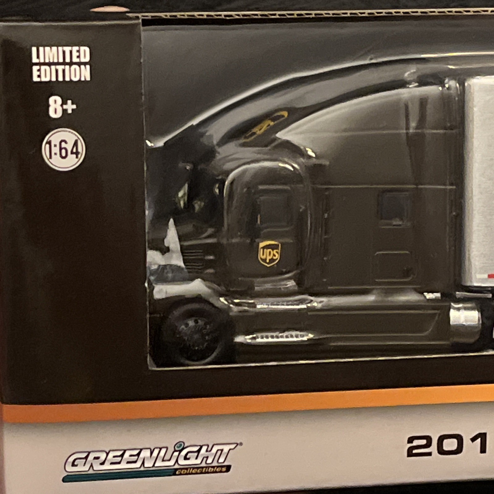 Greenlight 1/64 2019 Mack Anthem With Trailer UPS