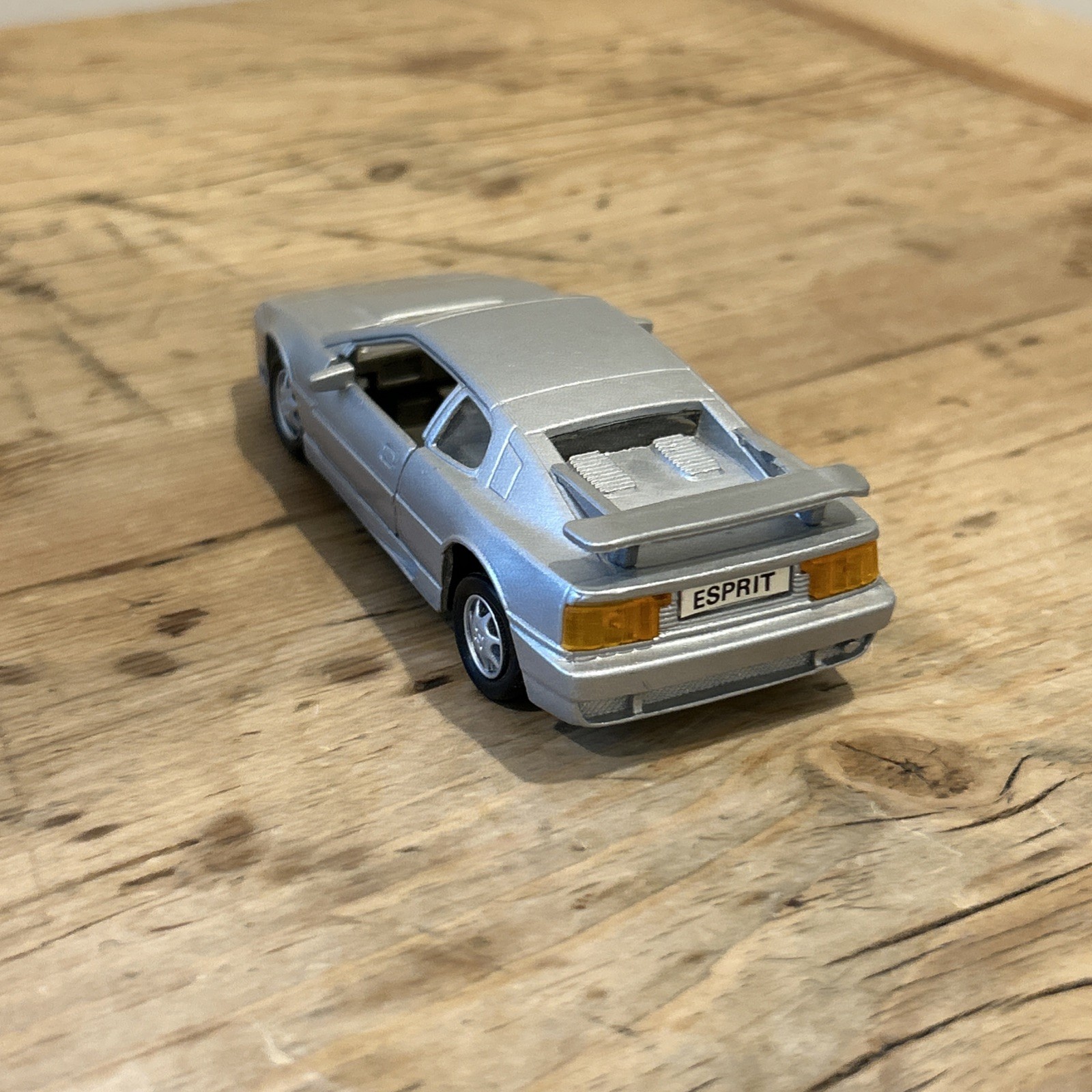 Maisto Lotus Esprit Scale 1:38 Silver with Box Die Cast and Plastic Model Car