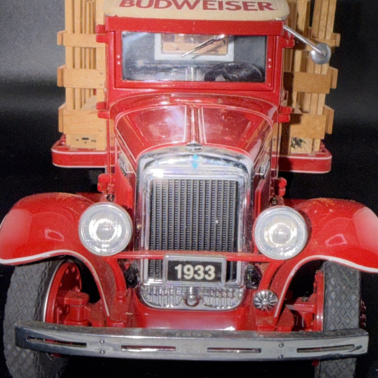 Danbury Mint 1933 Budweiser Delivery Diecast Truck Red 1/24 Anheuser-Busch