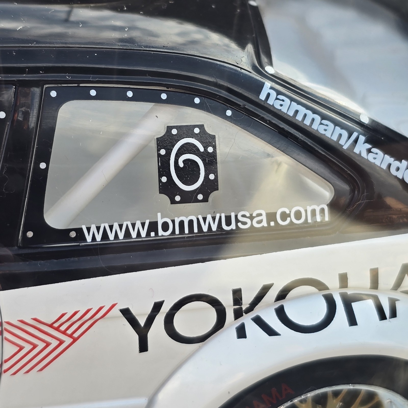 1:18 UT Limited Models BMW E36 M3 GTR Yokohama #6 Die-Cast
