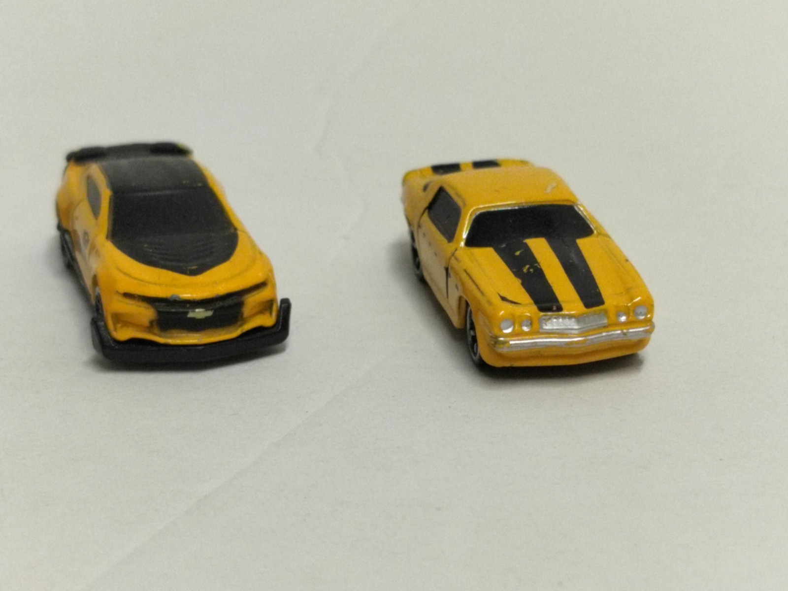 Lot Of 7 Toy Cars Die-cast And Plastic Hot wheels And Other Brands Preowned.