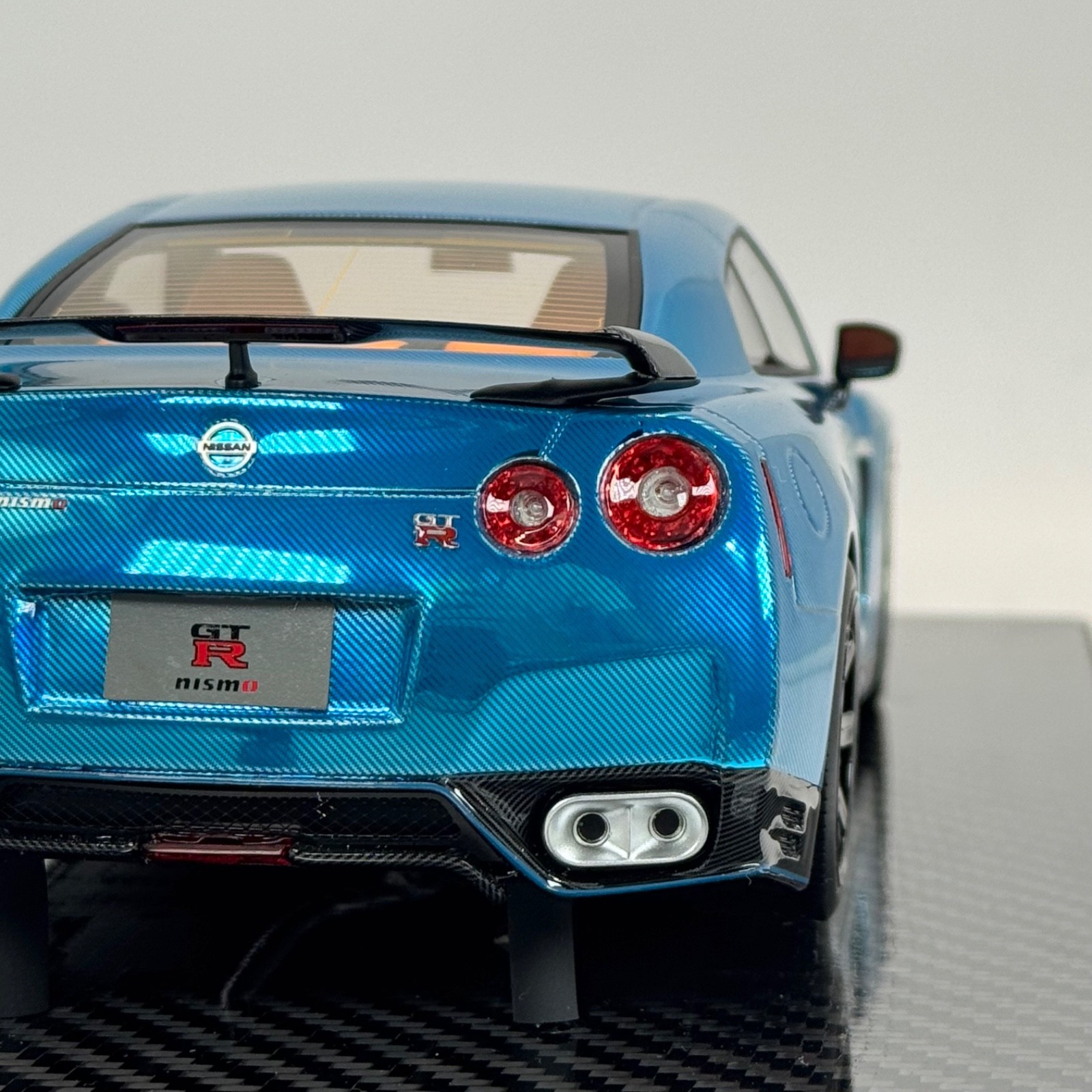 1/18 Nissan GT-R R35 Limited 9/19 [Full Carbon Blue] [YY Model ] No ivy autoart