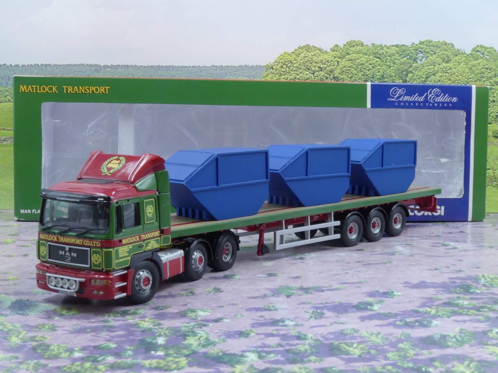 Corgi CC12013 MAN Flatbed & Skips – Matlock Transport – 1:50 scale mint boxed