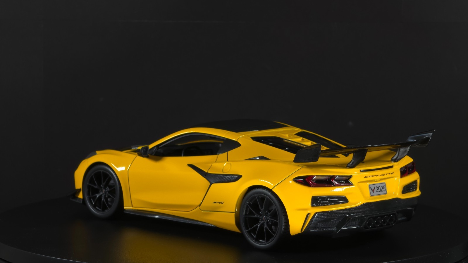 Corvette ZR1 Coupe 1:18 Maisto Exclusive Style Special Edition
