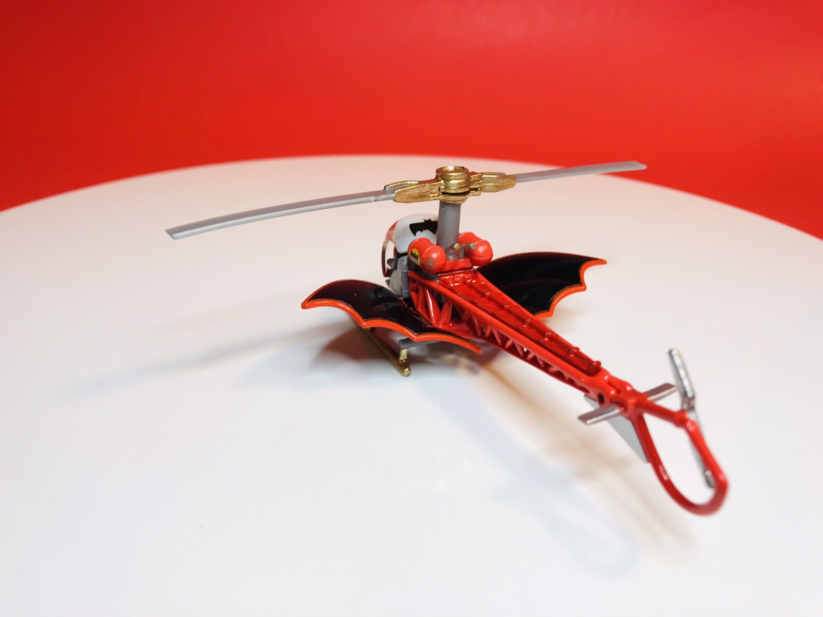 2015 Hot Wheels Batman Batcopter DC COMICS