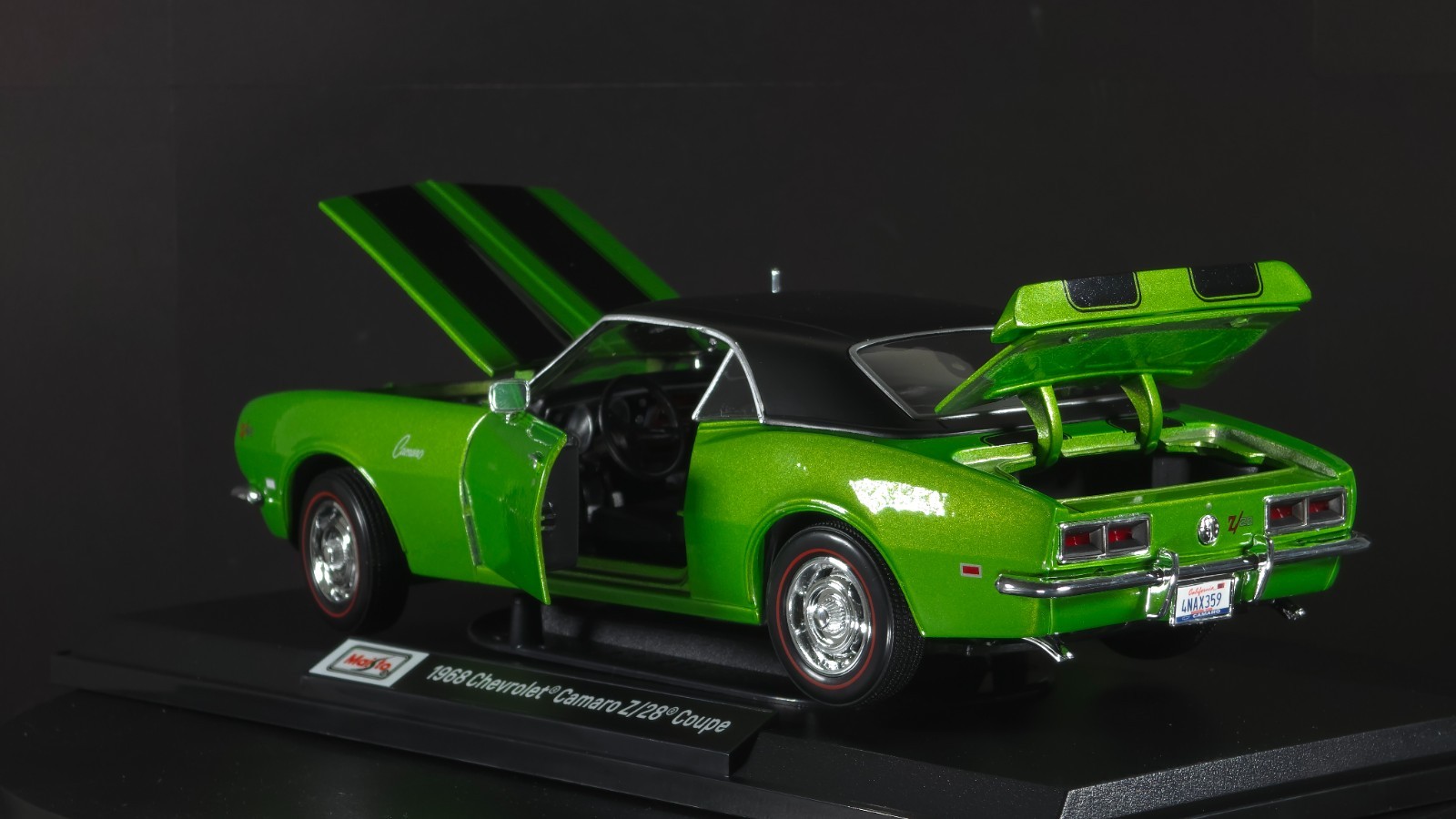 1968 Chevrolet Camaro Z/28 Coupe 1:18 Maisto Exclusive Style Special Edition