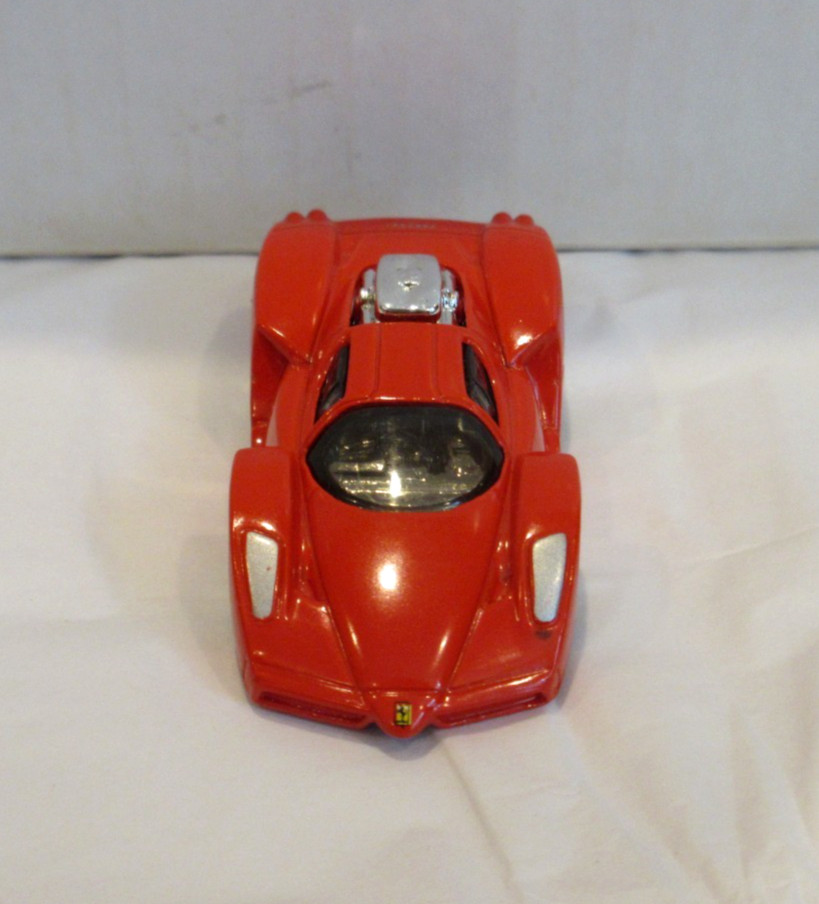 2004 HOT WHEELS ~ RED TOONED ENZO FERRARI ~ MINT ~