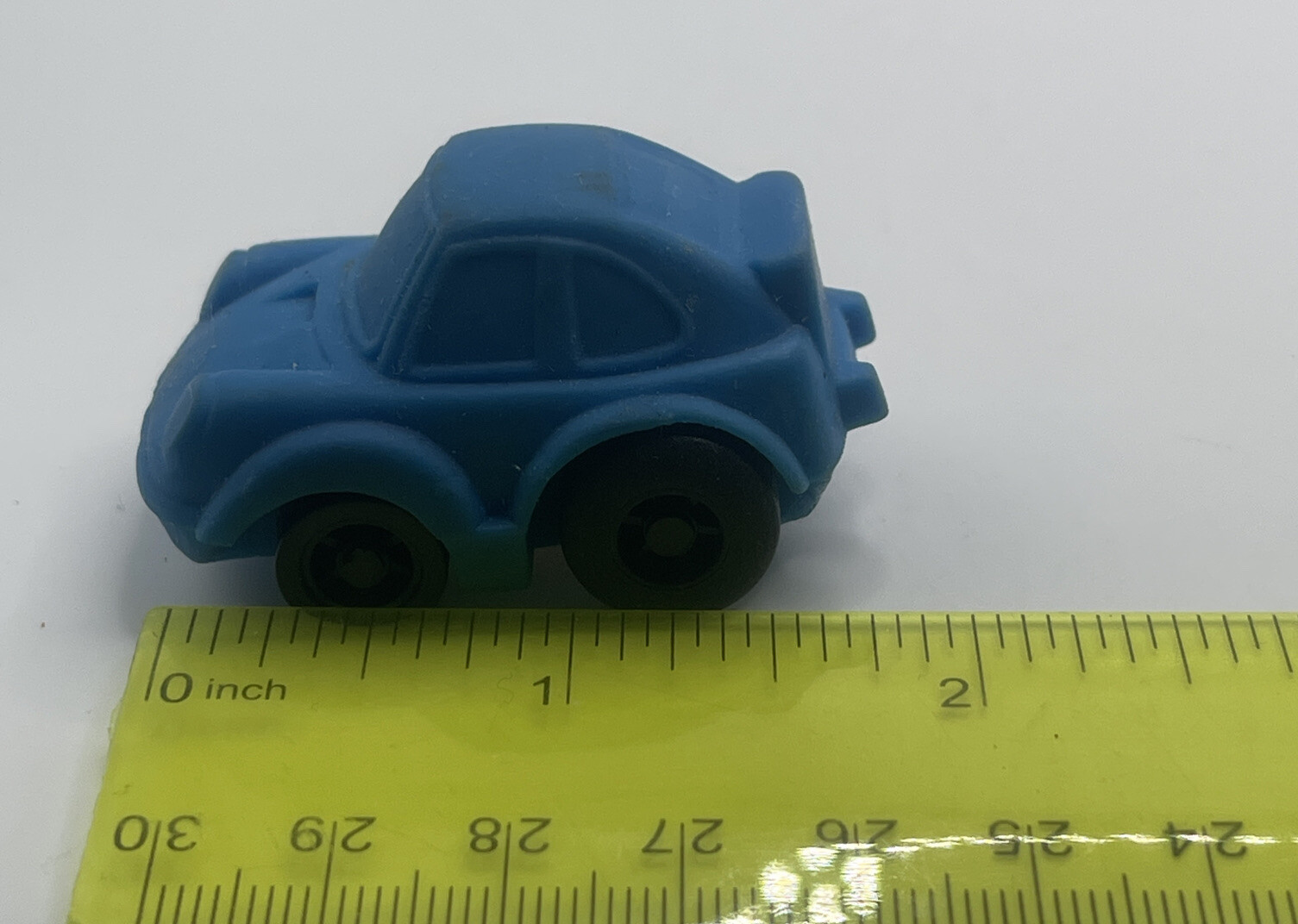 PORSCHE 930 BLUE RUBBER/PLASTIC PULL BACK FRICTION SANRIO JAPAN VINTAGE