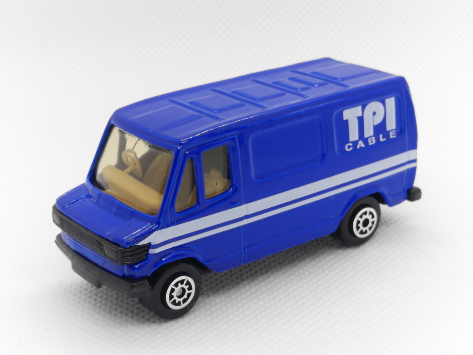 1977-1995 Mercedes TN 307D Van Collectible 1/64 Scale Diecast Diorama Model