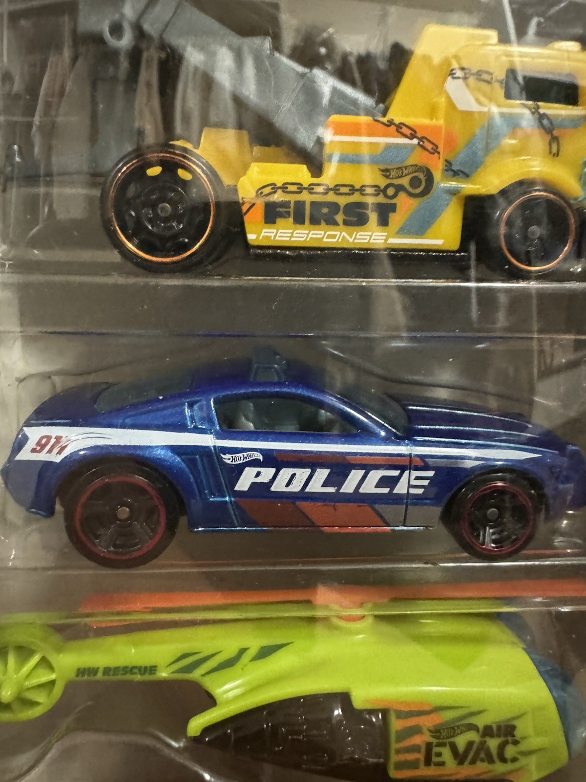 Hot Wheels 5 Pack Priority Patrol Police Fire Rescue Emergency Vehicles New