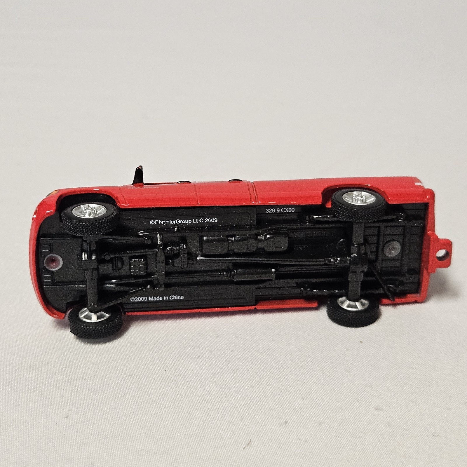 Dodge RAM 2500 Red 2002 – 2005 ERTL Die Cast Chrysler Group Truck RC2