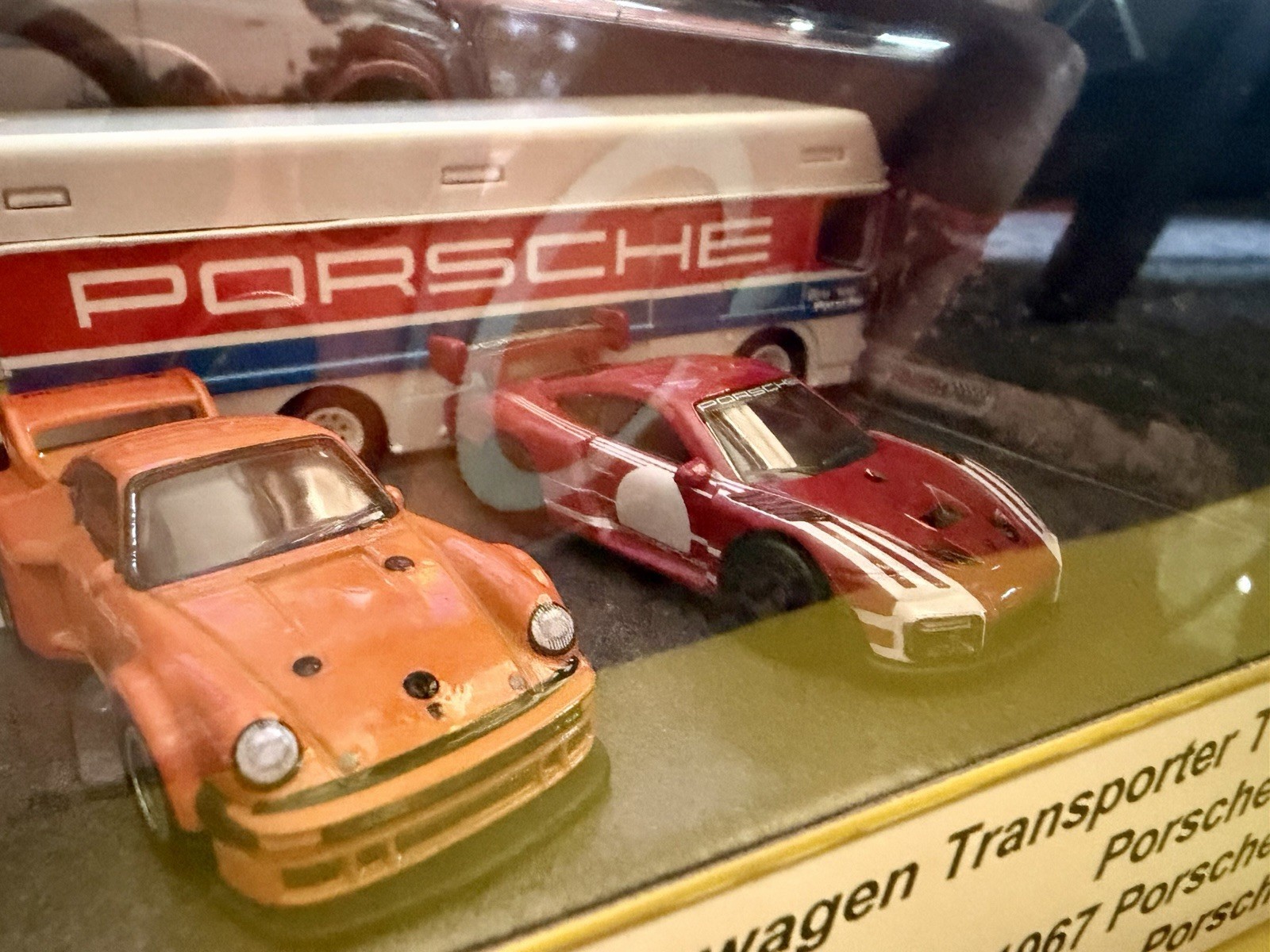 Hot Wheels Premium Porsche Custom Diorama Collection! 935 & More All Porsche