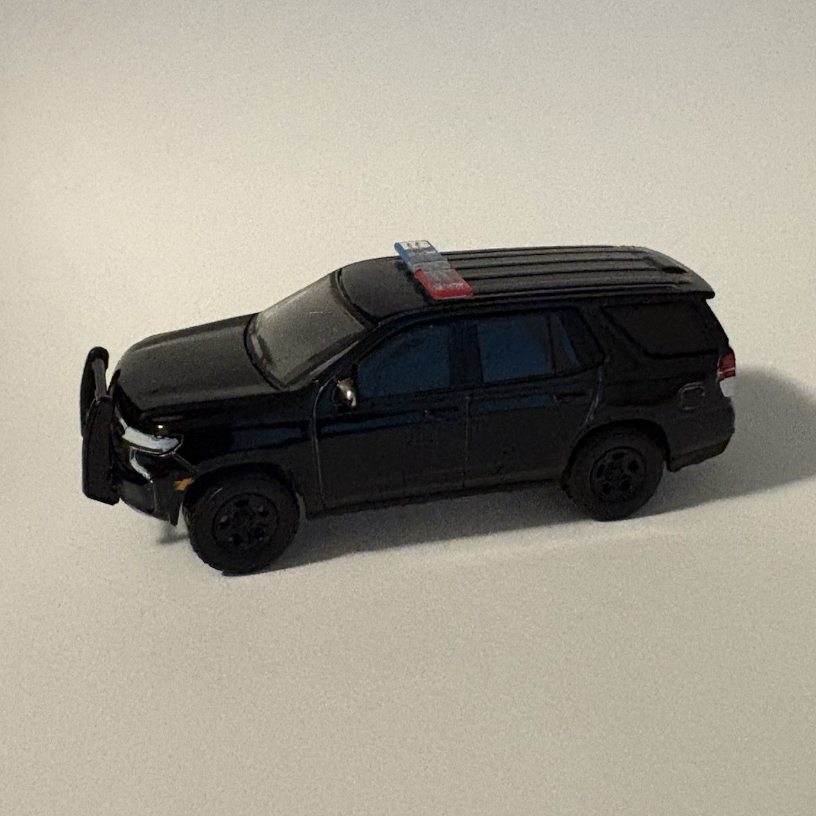 Greenlight Black Chevrolet Tahoe Police SUV 1:64 Push Bar Roof Light Bar