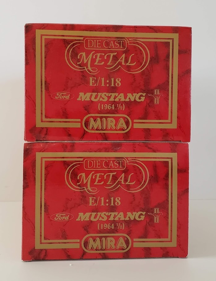 MIRA Golden Line 1:18 Die Cast 1964 ½ Ford Mustang Red Coupe White Convertible 2