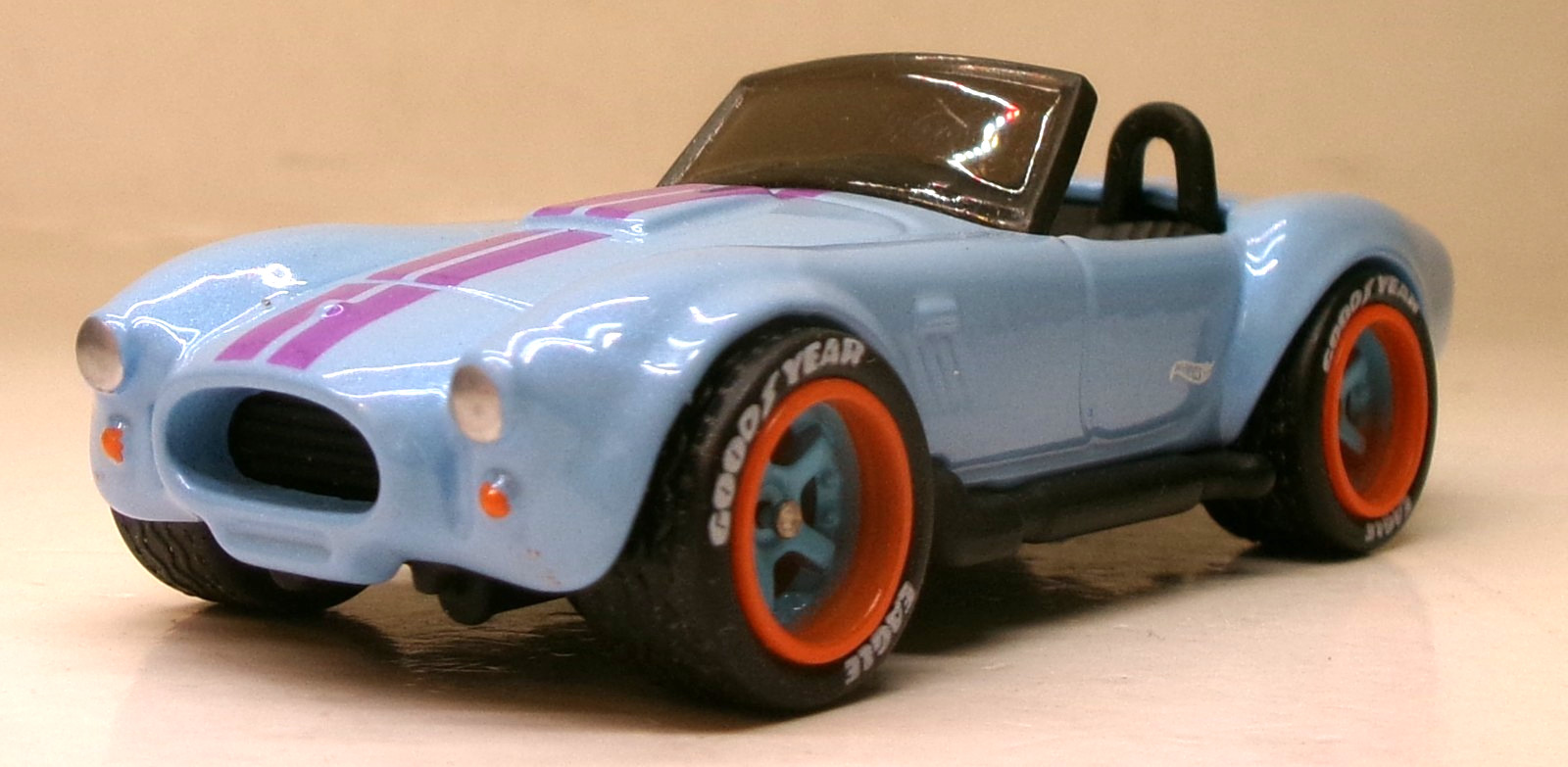 LOOSE 2026 HOT WHEELS 1:64 BLUE SHELBY COBRA 427 S/C WHEEL SWAP REAL RIDERS