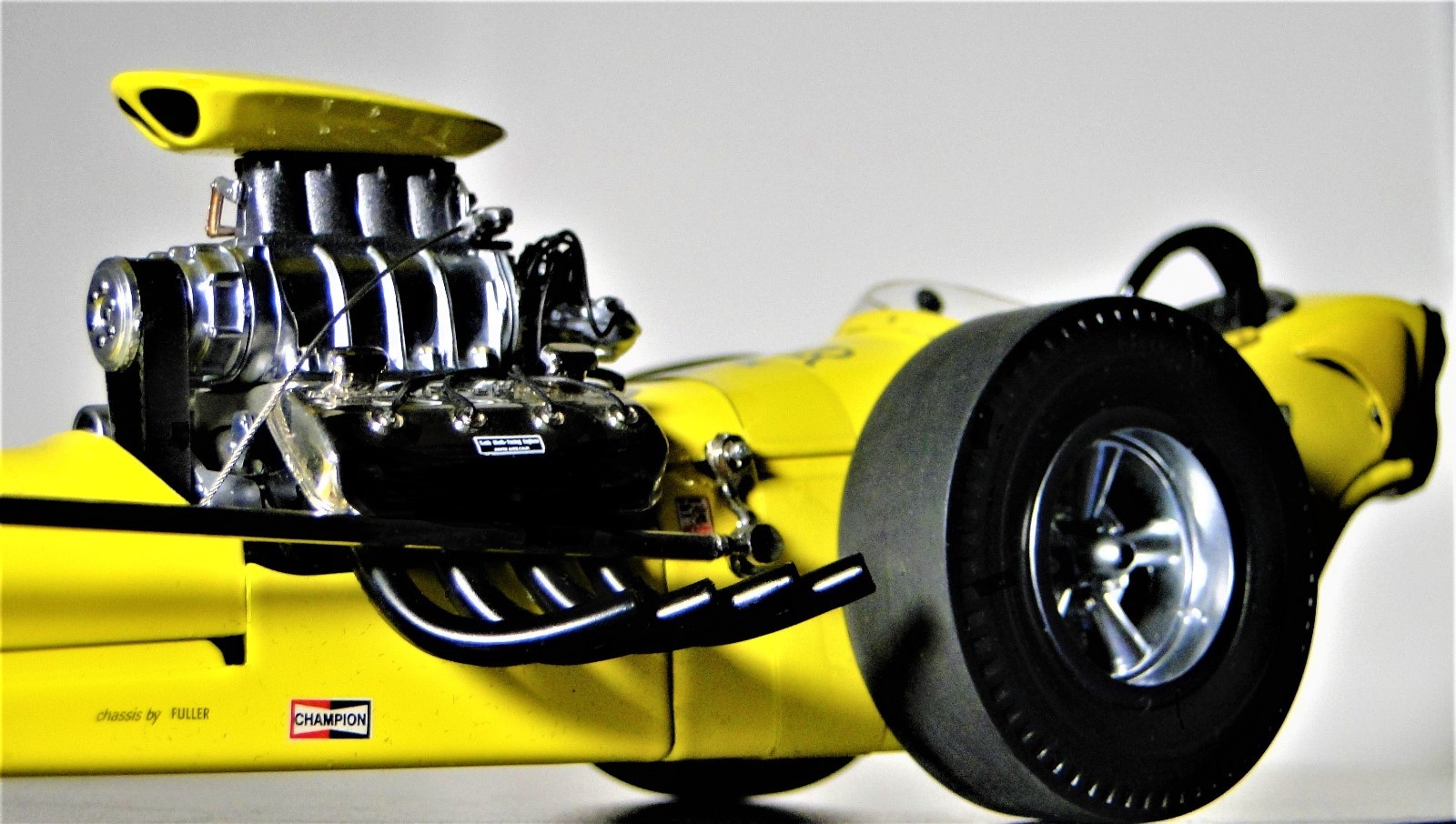 Dragster Race Car Classic Custom Hot Rod Racer Promo Model Drag Carousel Yel1 18