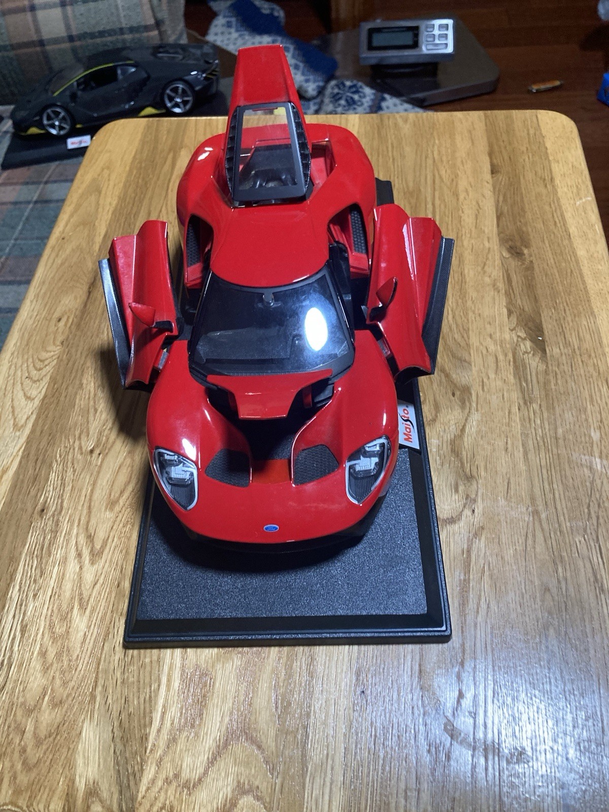 4 Collectible Model Race Cars With Stand Openable Doors !!! 🏎️ 🔥