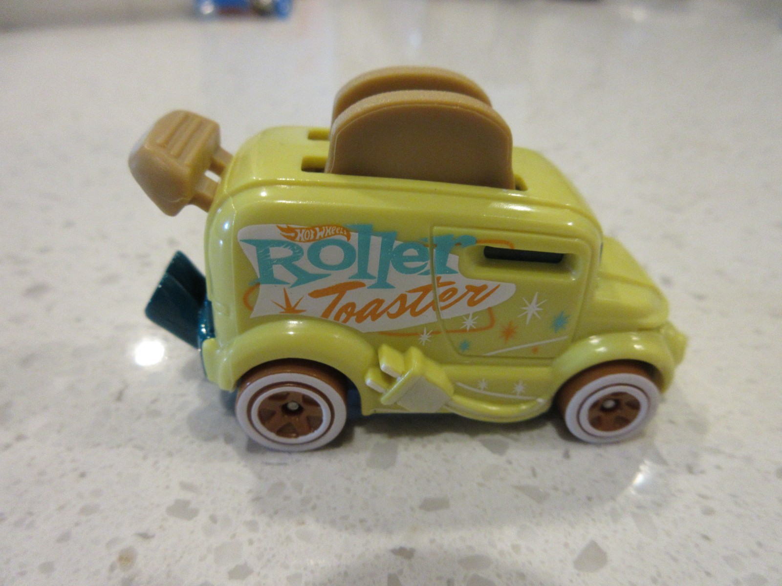2025 Hot Wheels Roller Toaster Yellow Experimotors 1:64 DIECAST Toy Race Car
