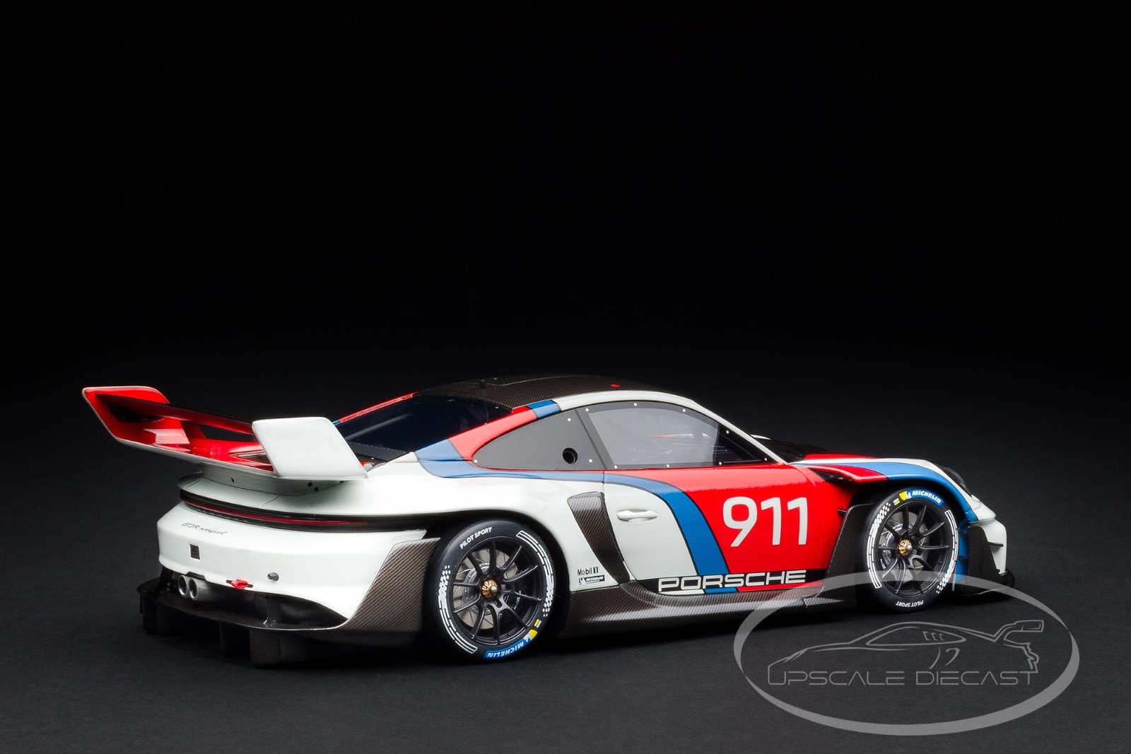 GT Spirit 1/18 Porsche 992 911 GT3 R Rennsport #911 Multi Color Ltd Edition NEW