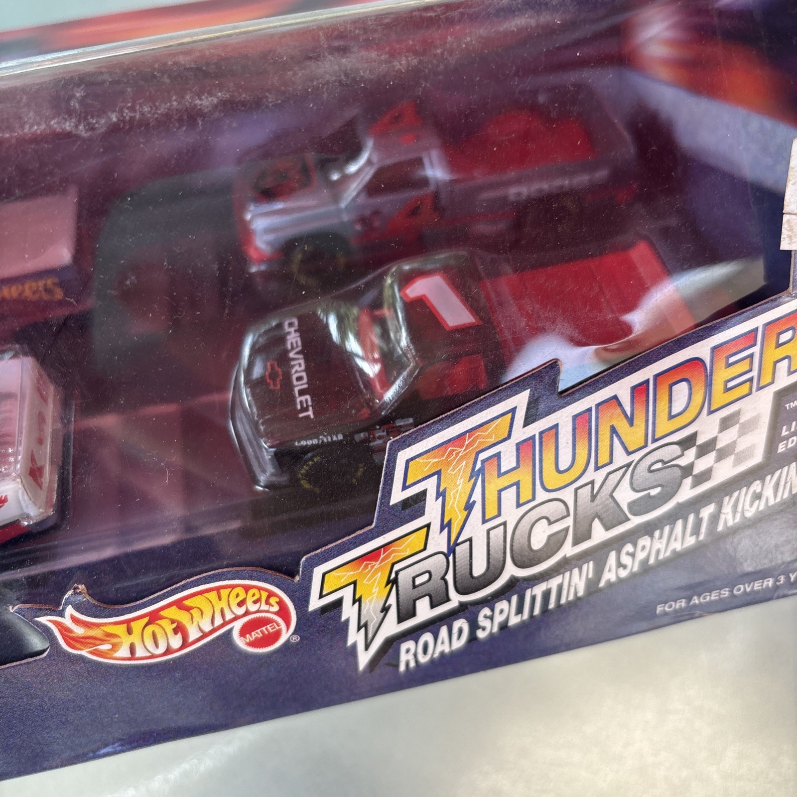 Hot Wheels 1996 K-Mart Exclusive Thunder Trucks 4 Car Box Set – 1:64 Diecast Car