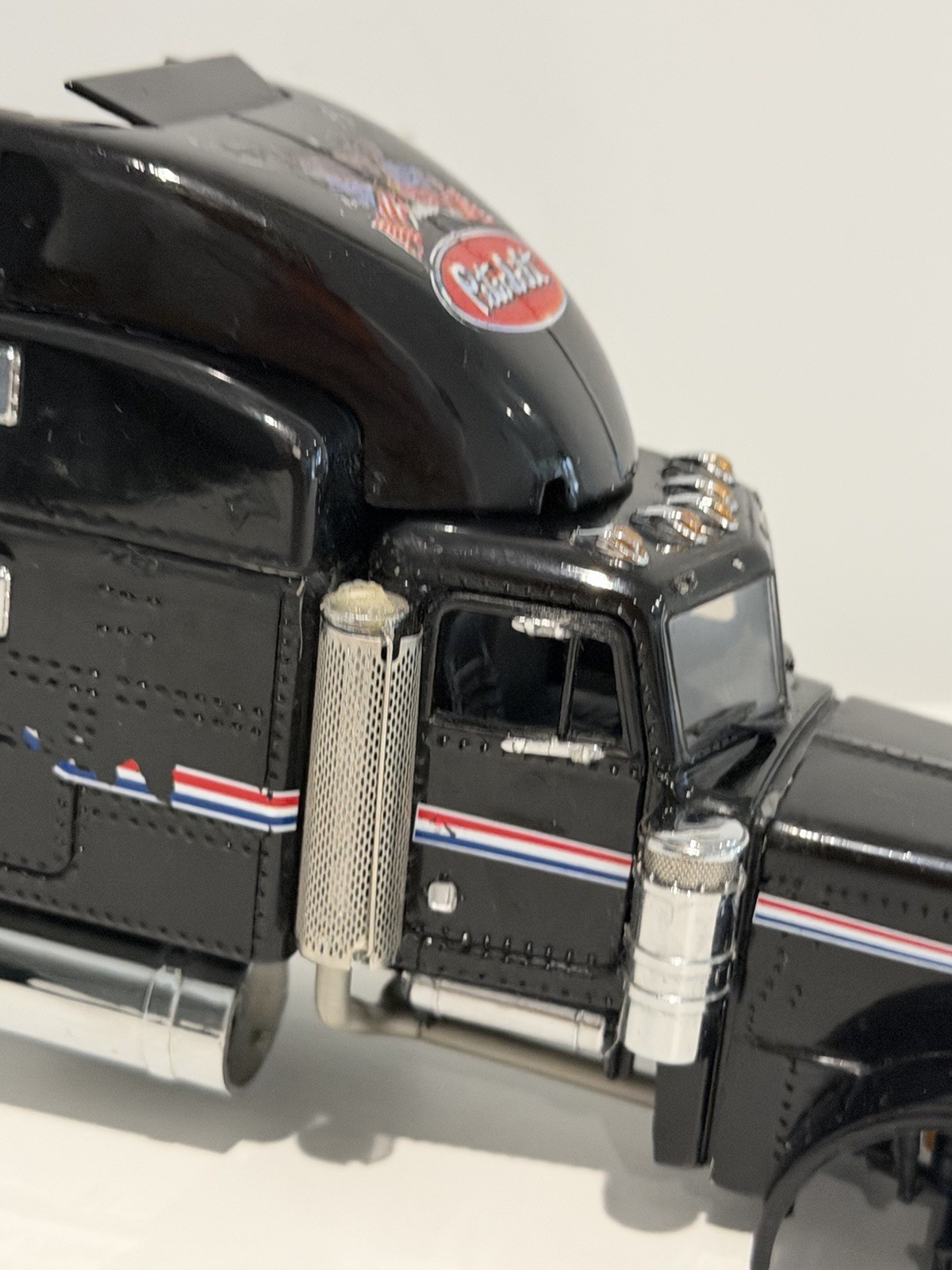 Peterbilt Truck Tractor Trailer Unit in Black by Franklin Broken