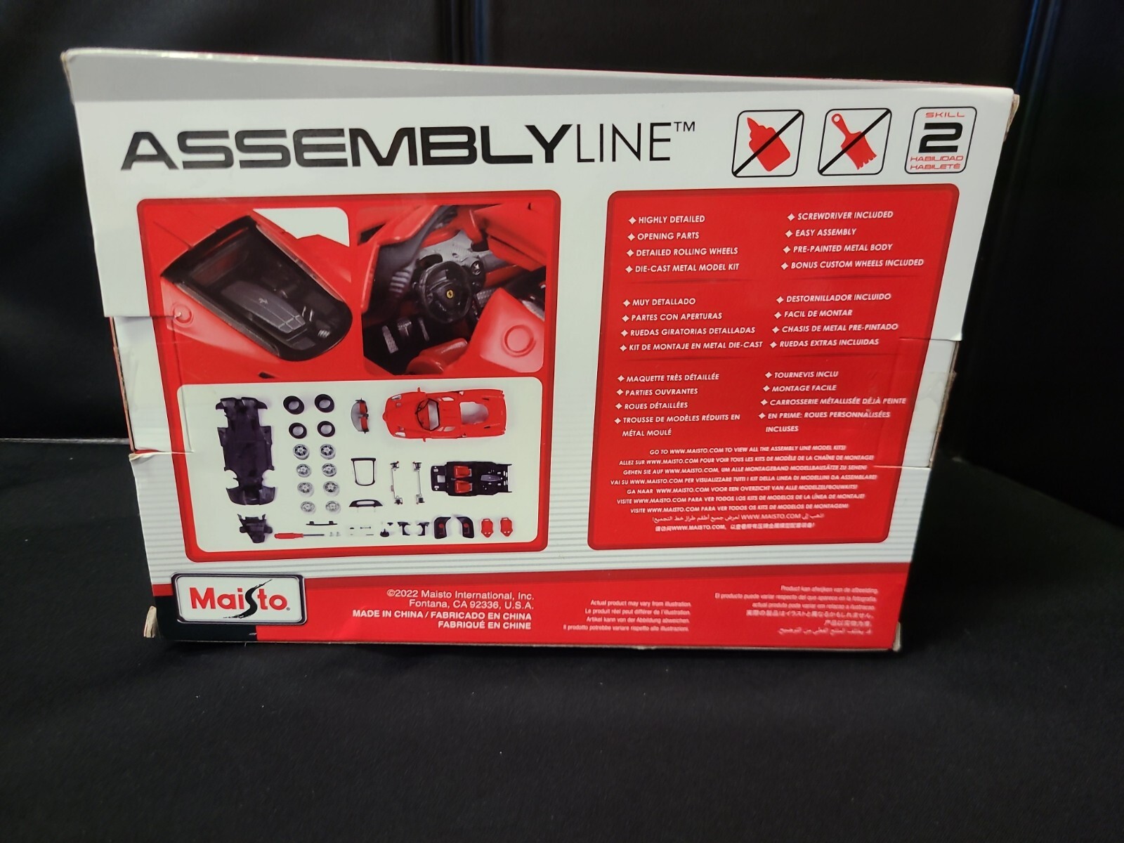 Maisto Assembly Line Enzo Ferrari Red 1:24 Model Car NEW