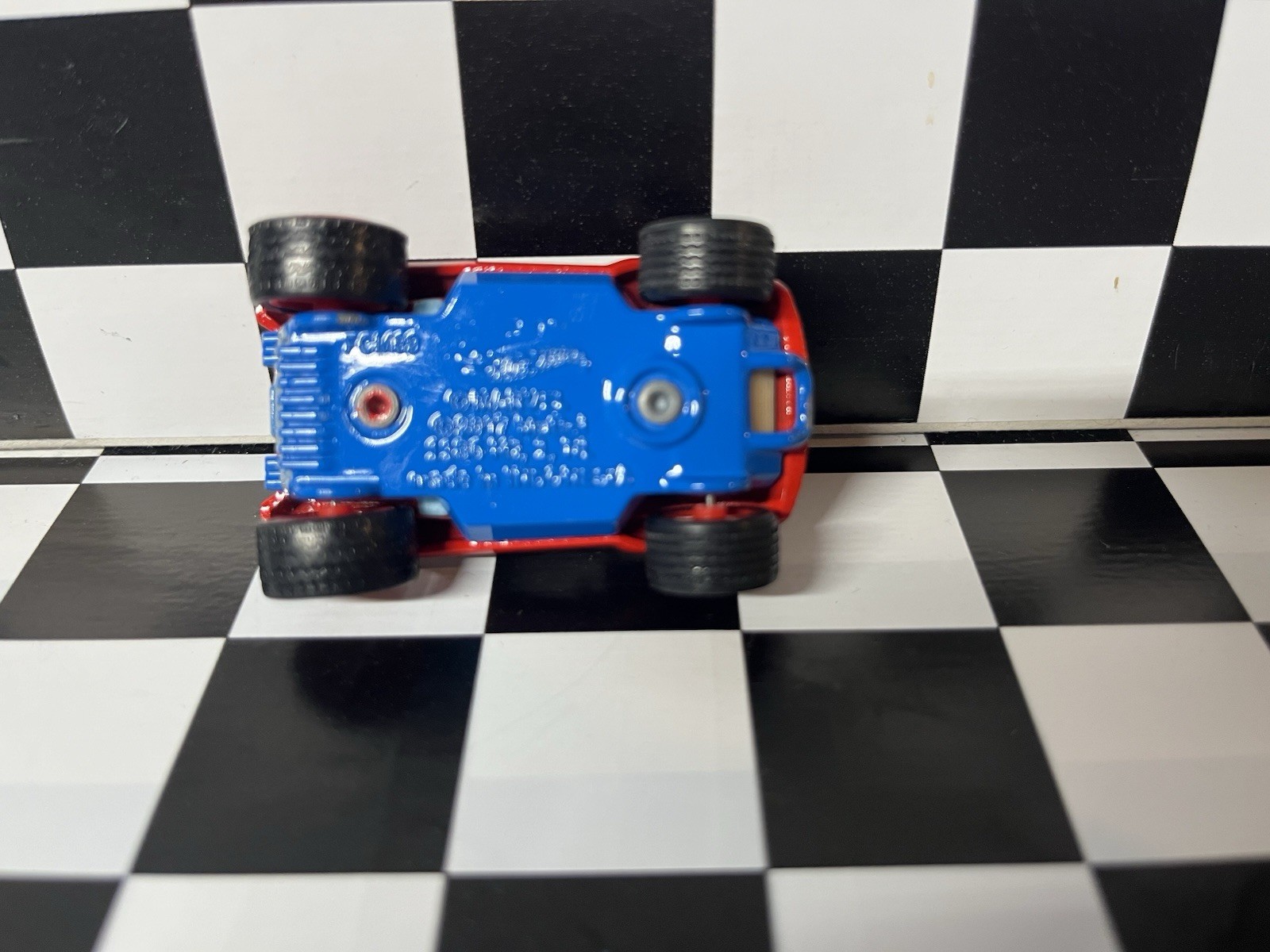 Hot Wheels Volkswagen Beach Bomb Spider-Man Red/Blue 1:64 Diecast Car 1970