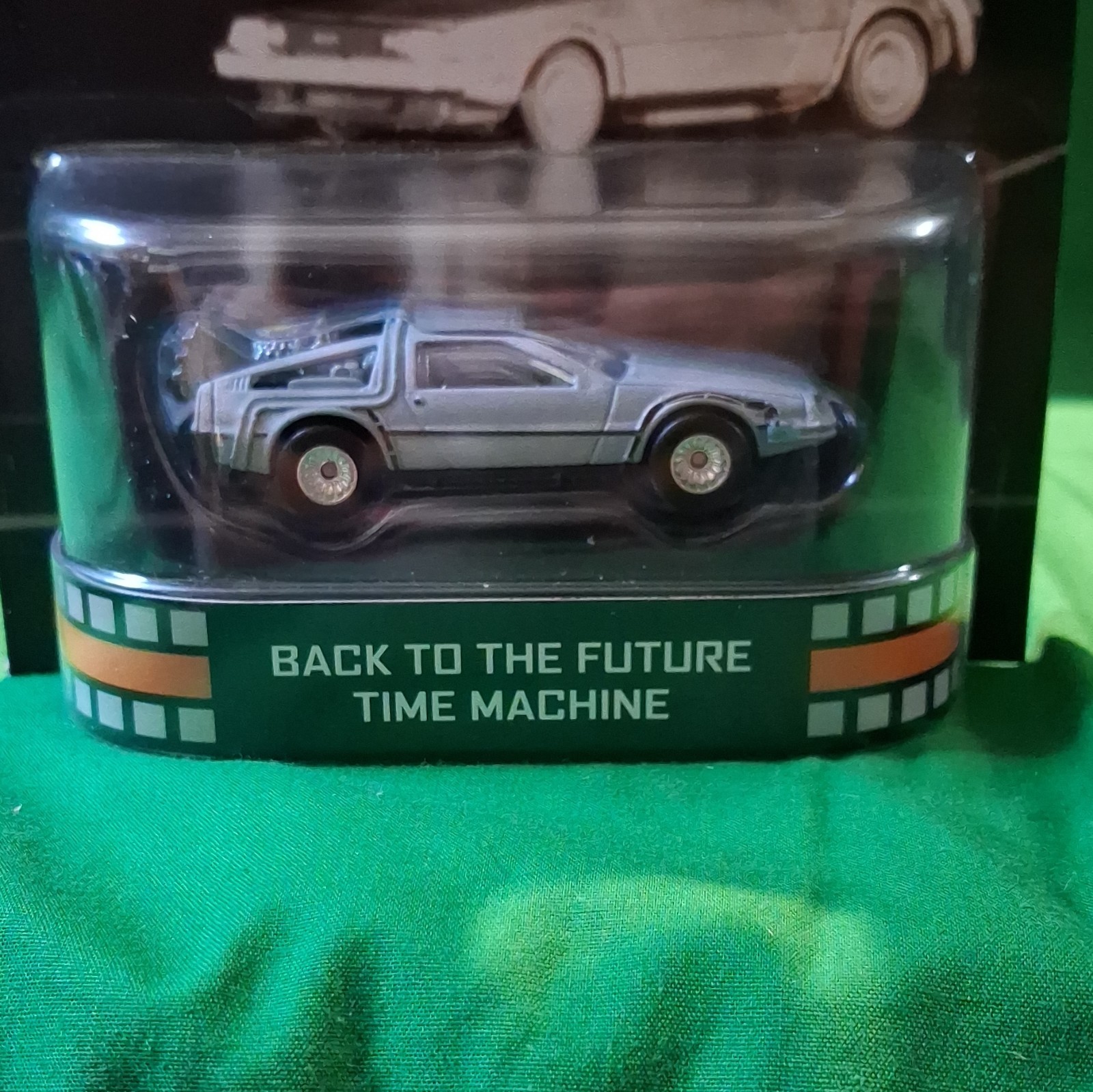 Hot Wheels Back to the Future DeLorean DMC-12 1:64 2012, 2014 Set 3 Unopened