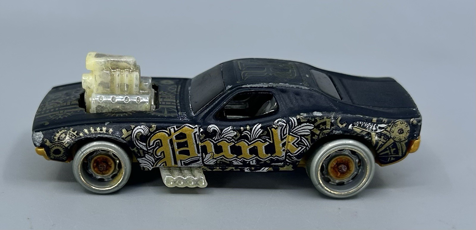 Hot Wheels 1970 Roger Dodger Black Gold Diecast Car 2015 Mattel Steampunk 1:64