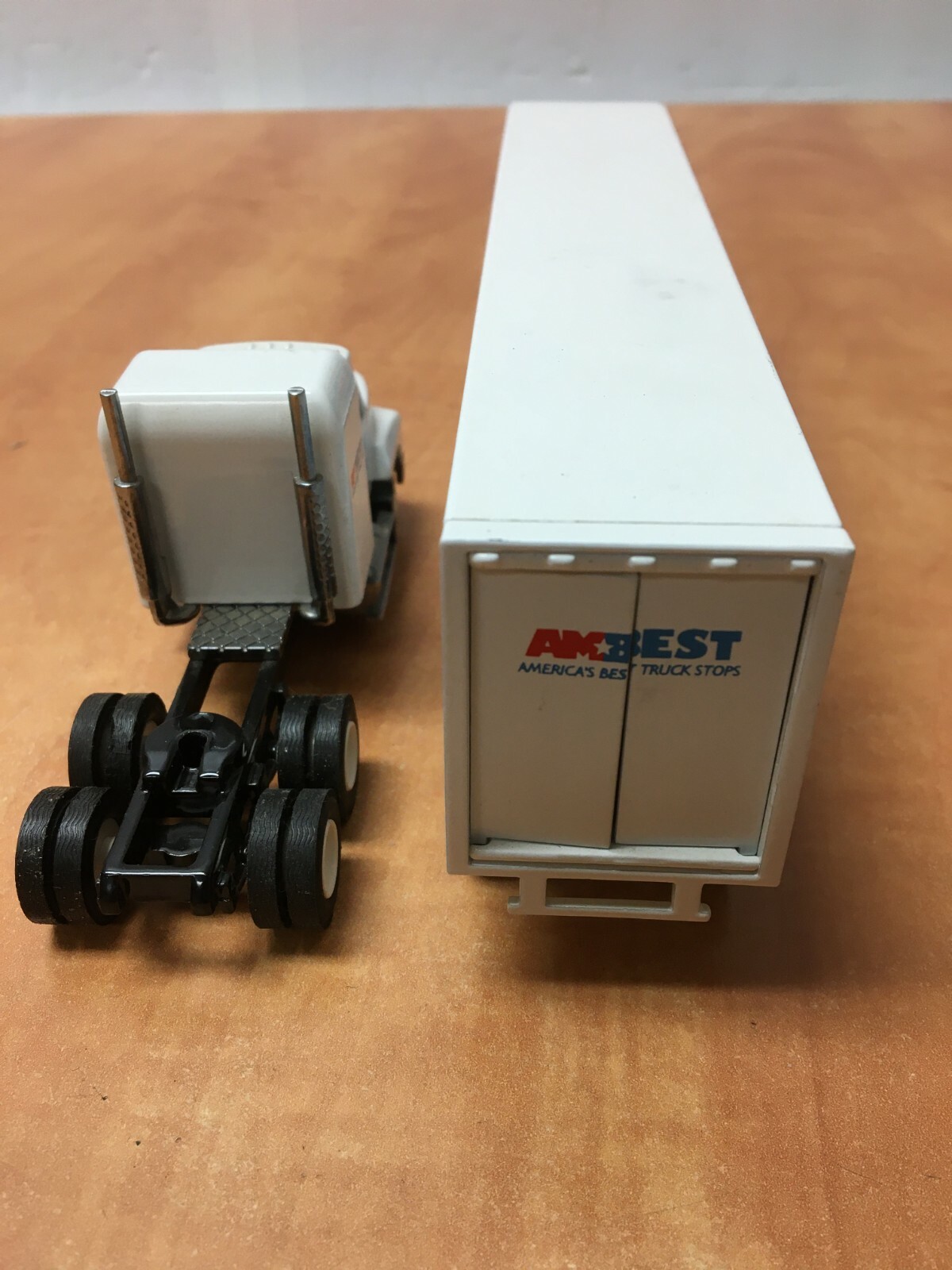 Ambest All American Plazas Mack Tractor Trailer PENJOY Mount Joy 1:64 Diecast