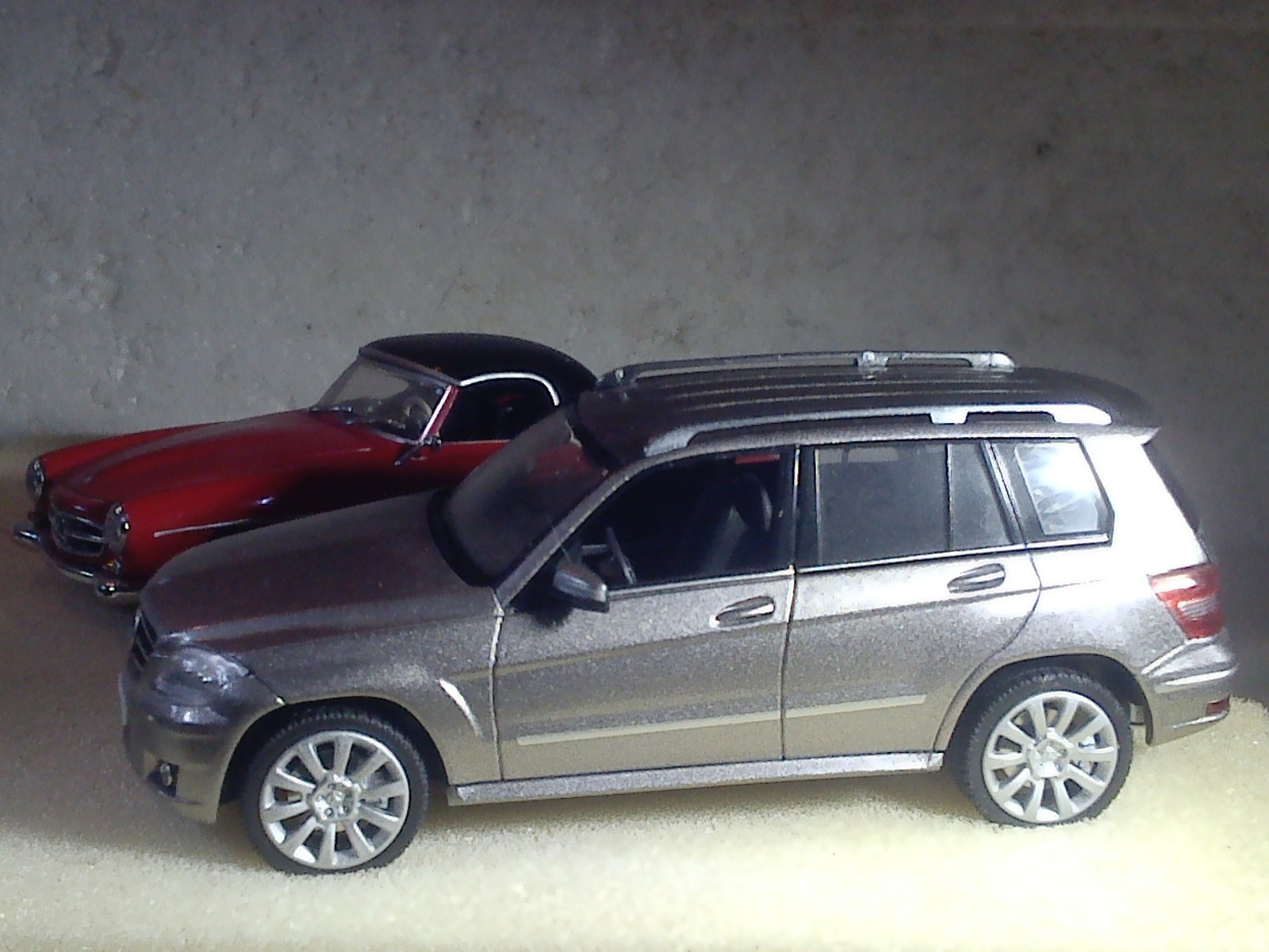 SCHUCO 1/43 Scale 2013-2015 MERCEDES BENZ GLK KLASSE SPORT UTILITY