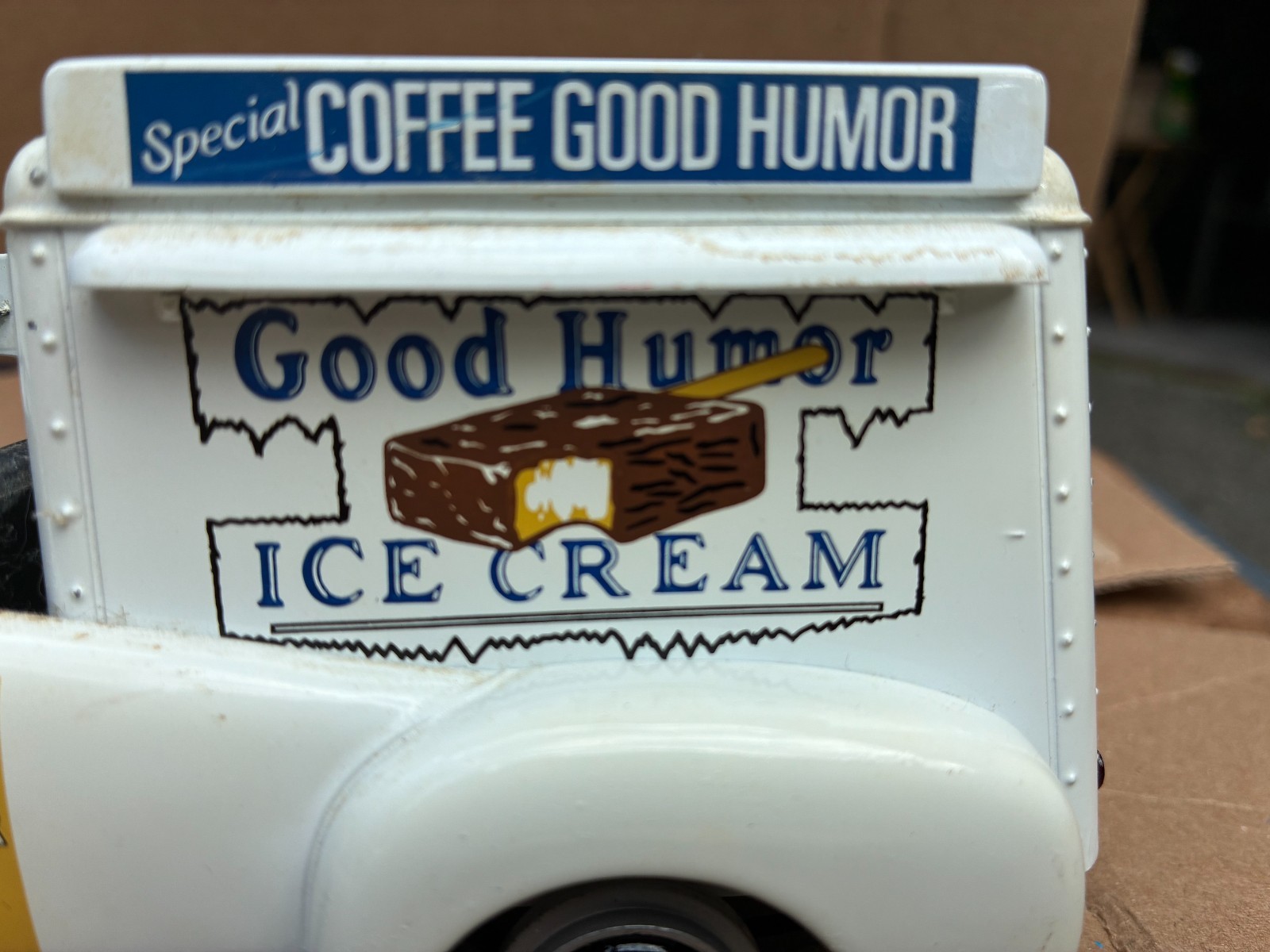 Danbury Mint 1953 Chevy Good Humor ice cream truck-missing parts